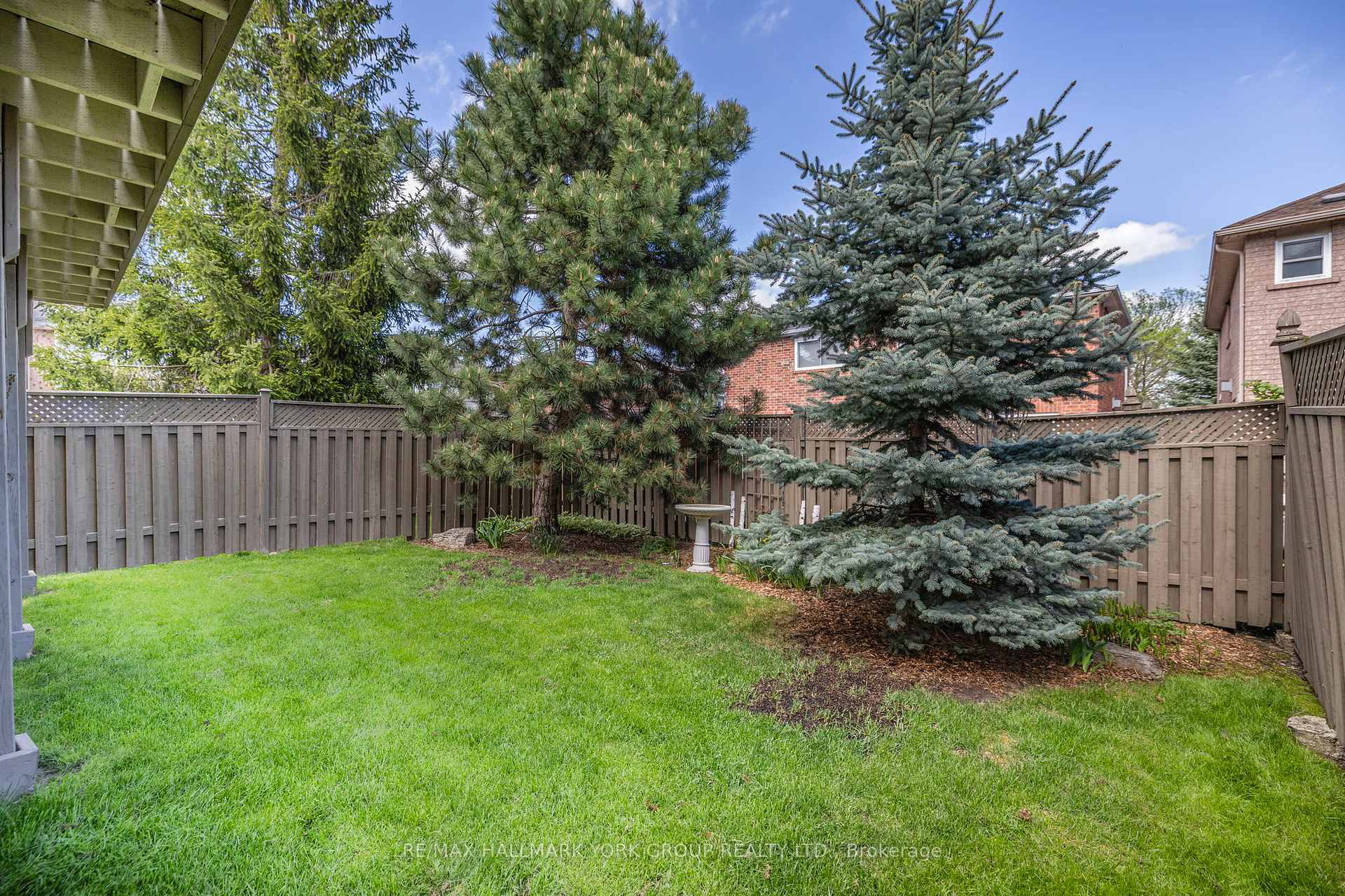 Photo 47 of 59 Rush Road, Aurora, Bayview Wellington — HOMEH