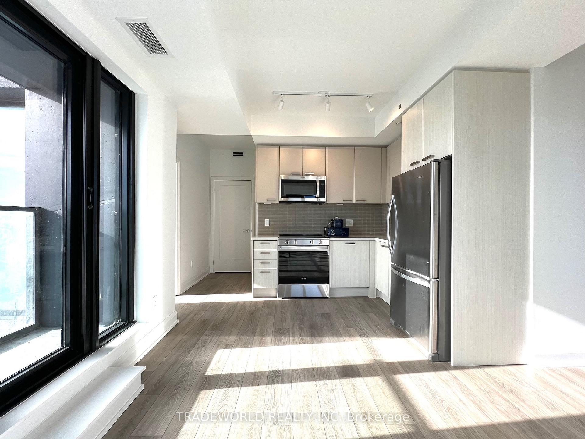 Photo 2 of Unit 3303, 20 Soudan Avenue, Toronto, Mount Pleasant West — HOMEH