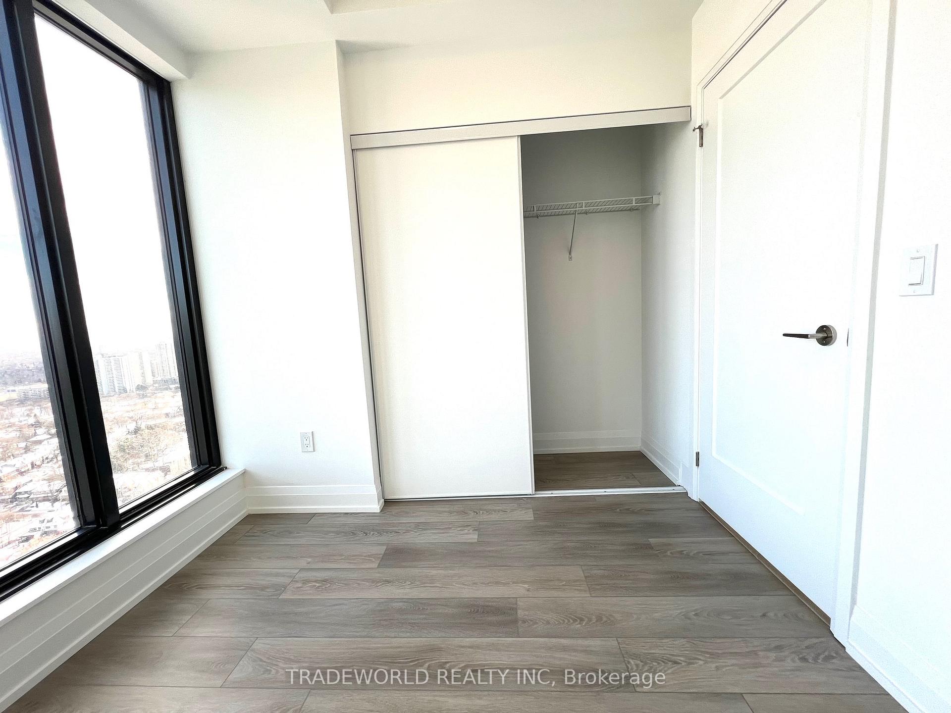 Photo 5 of Unit 3303, 20 Soudan Avenue, Toronto, Mount Pleasant West — HOMEH