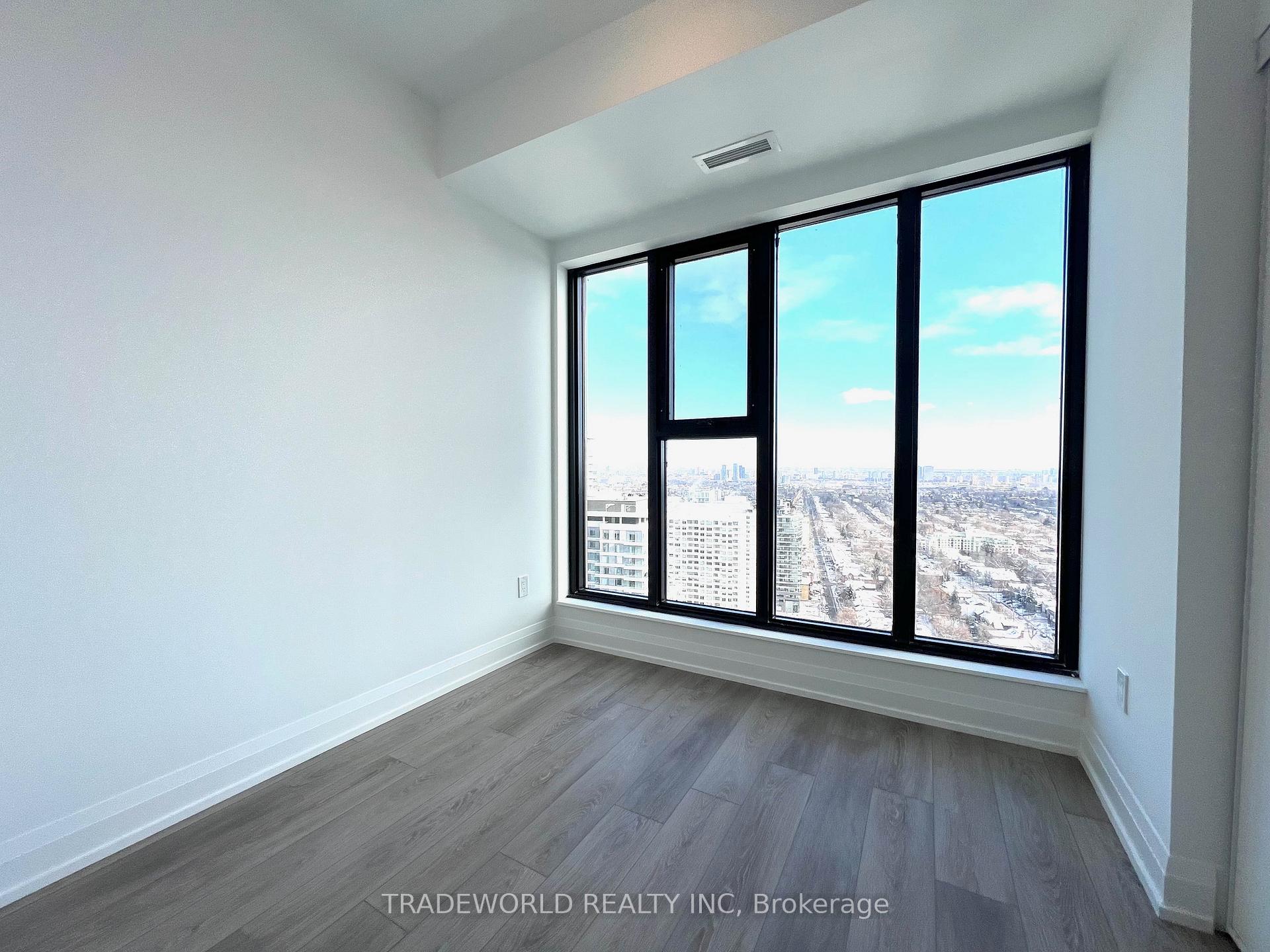 Photo 6 of Unit 3303, 20 Soudan Avenue, Toronto, Mount Pleasant West — HOMEH