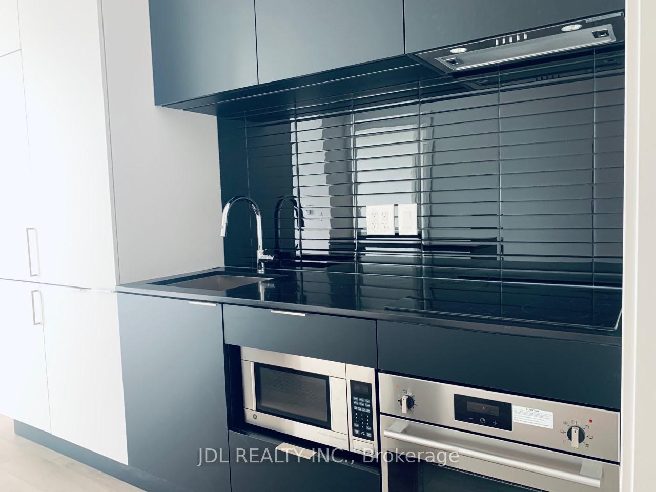 Photo 2 of Unit 2507, 33 Helendale Avenue, Toronto, Yonge-Eglinton — HOMEH