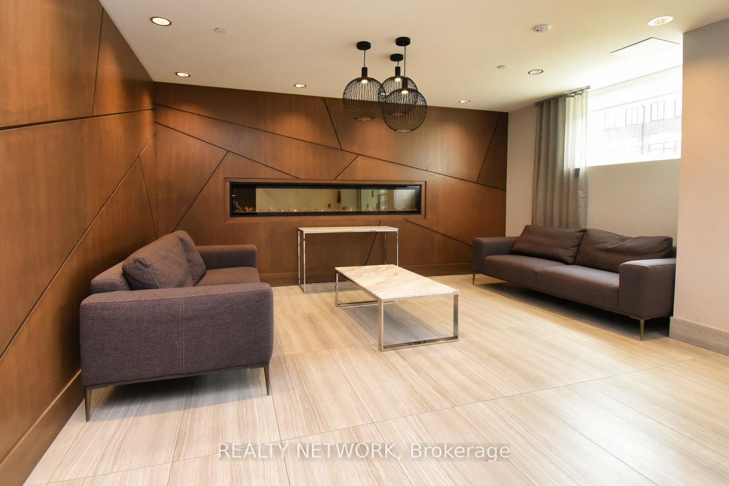 Photo 3 of Unit 313, 16 Markle Crescent, Hamilton, Ancaster — HOMEH