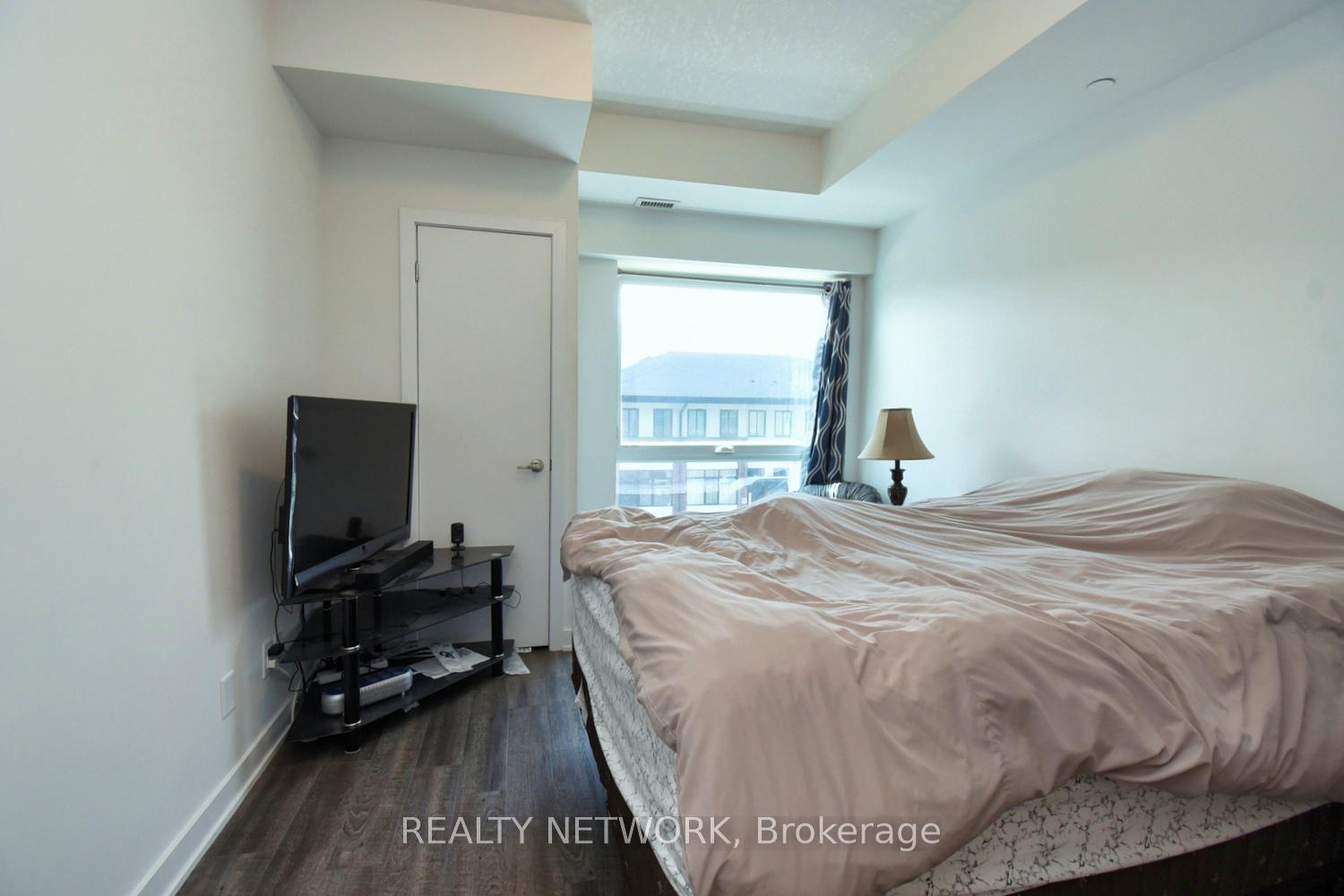 Photo 12 of Unit 313, 16 Markle Crescent, Hamilton, Ancaster — HOMEH