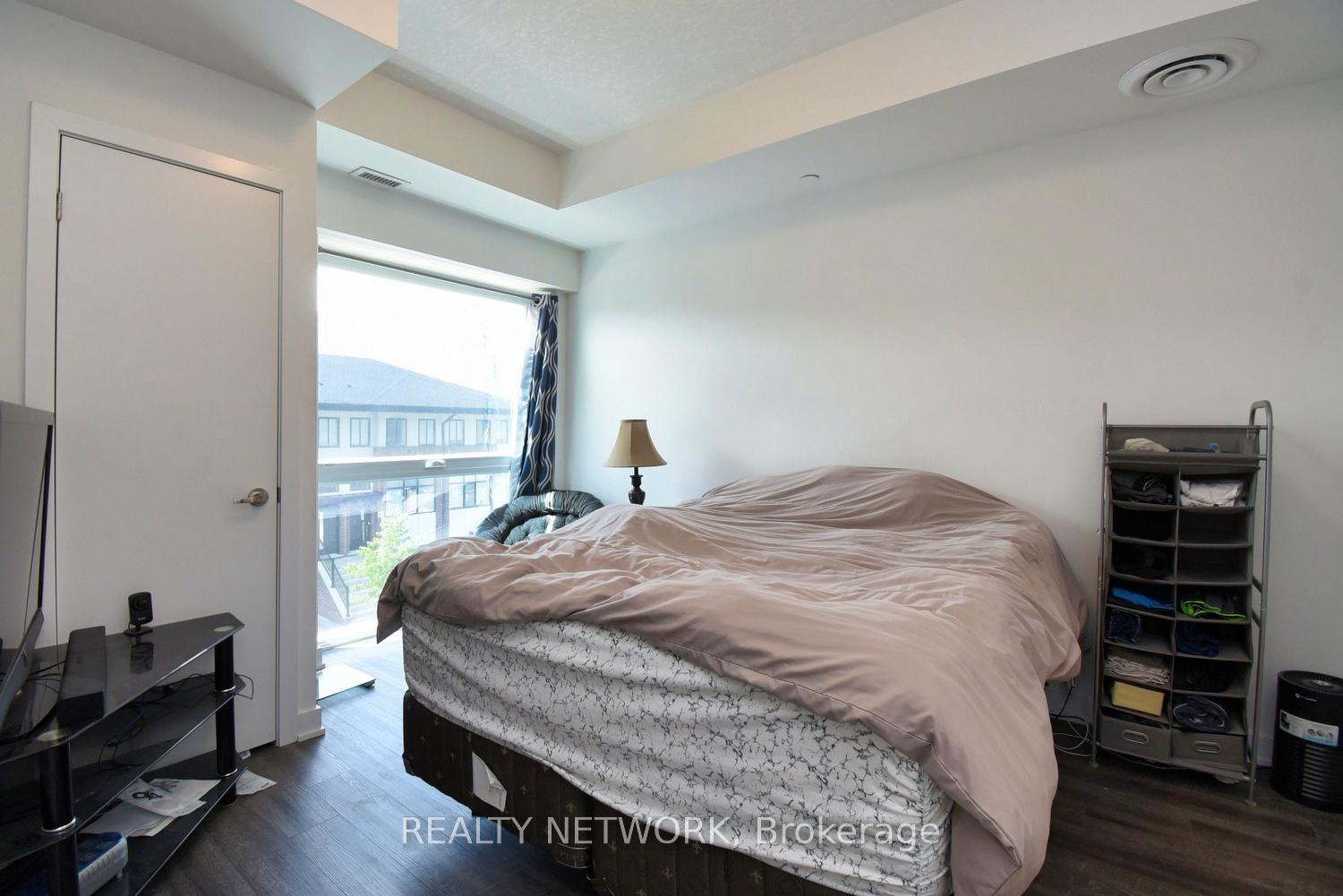 Photo 13 of Unit 313, 16 Markle Crescent, Hamilton, Ancaster — HOMEH