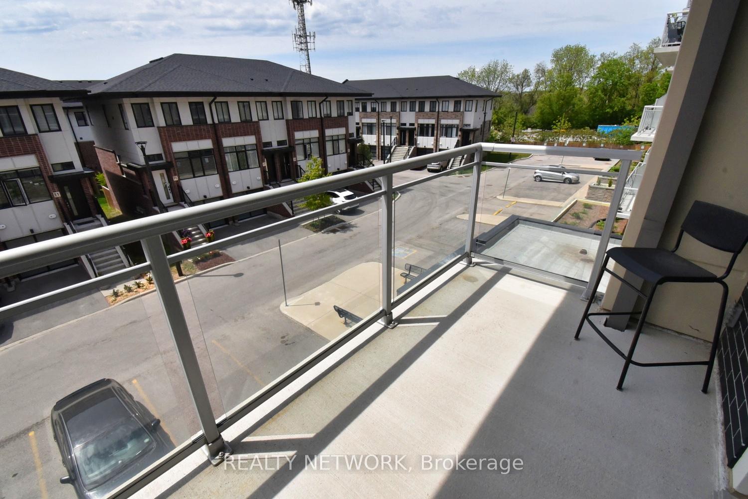 Photo 17 of Unit 313, 16 Markle Crescent, Hamilton, Ancaster — HOMEH