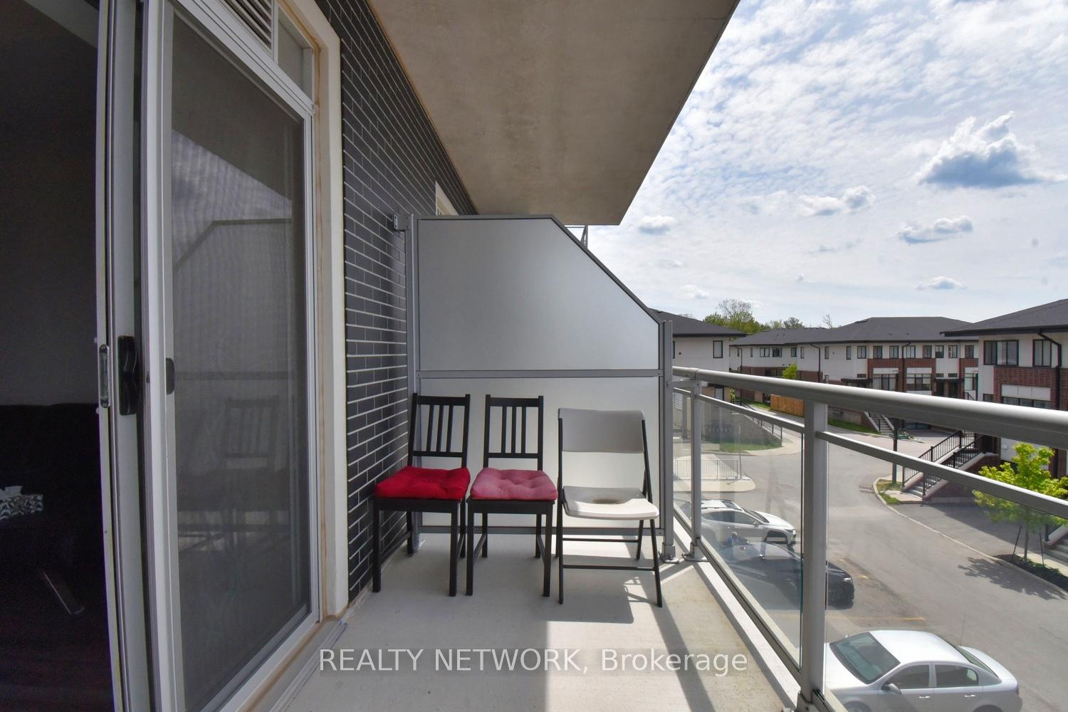 Photo 18 of Unit 313, 16 Markle Crescent, Hamilton, Ancaster — HOMEH