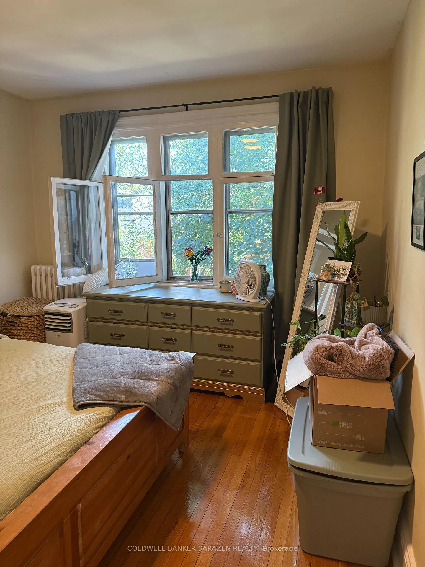 Photo 4 of Unit 5, 76 Fifth Avenue, Ottawa, Glebe — HOMEH