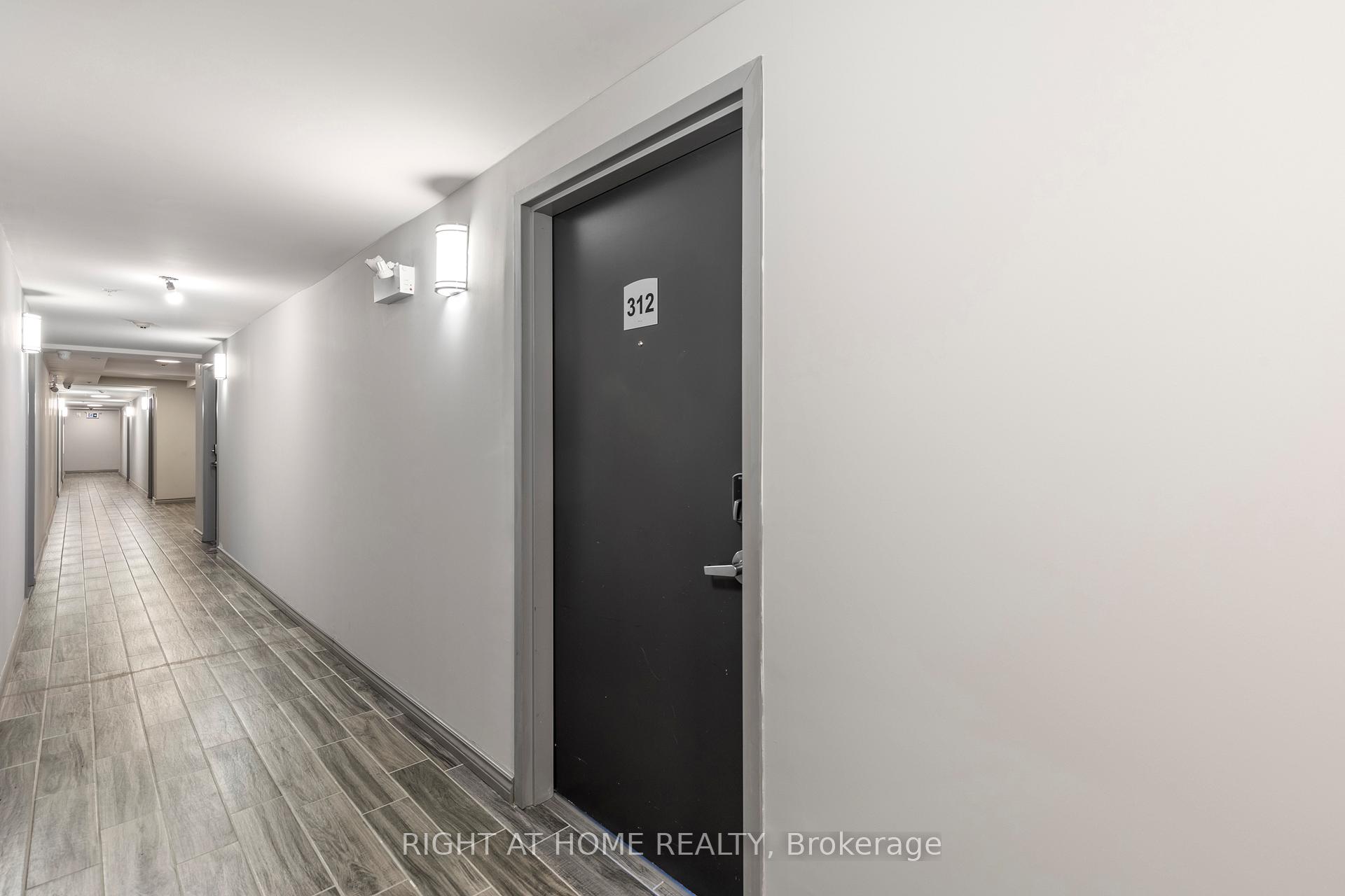 Photo 5 of Unit G312, 275 Larch Street, Waterloo — HOMEH