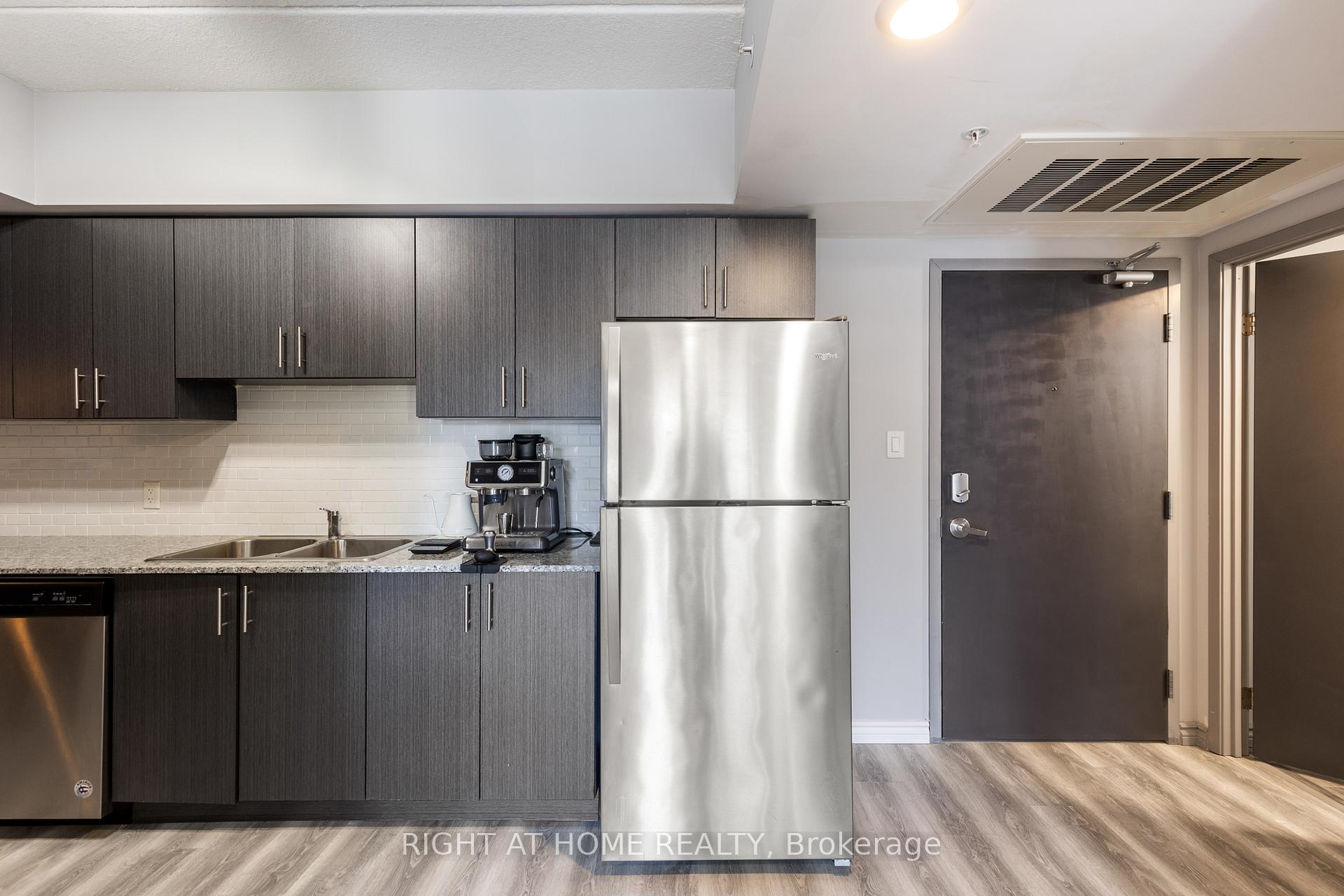 Photo 8 of Unit G312, 275 Larch Street, Waterloo — HOMEH