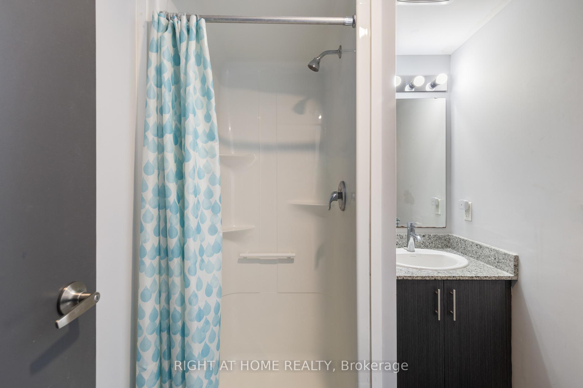 Photo 10 of Unit G312, 275 Larch Street, Waterloo — HOMEH