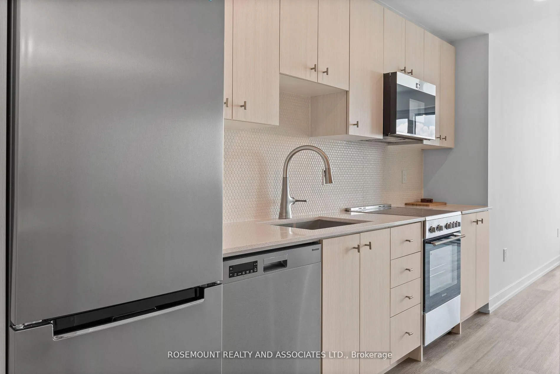 Photo 5 of Unit 2805, 15 Wellington Street S, Kitchener, Cherry Hill — HOMEH