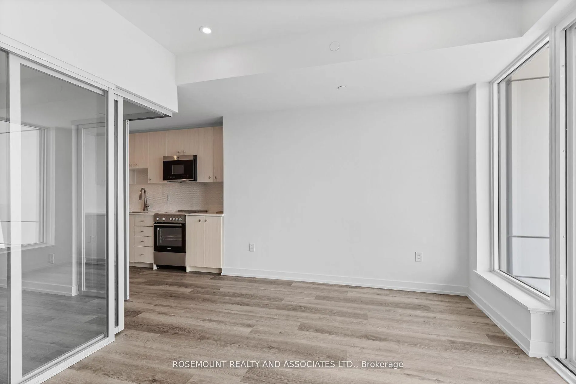 Photo 10 of Unit 2805, 15 Wellington Street S, Kitchener, Cherry Hill — HOMEH