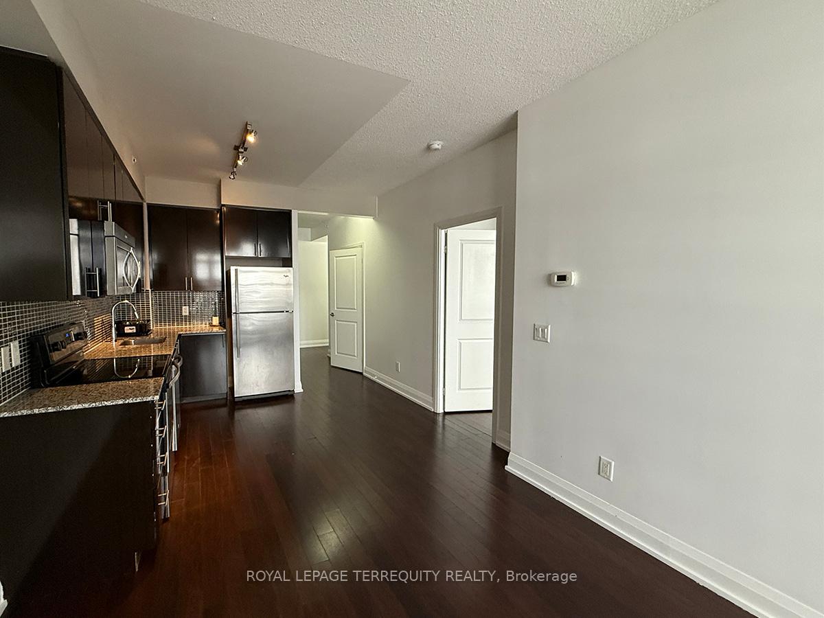 Photo 3 of Unit LPH209, 75 North Park Road, Vaughan, Beverley Glen — HOMEH