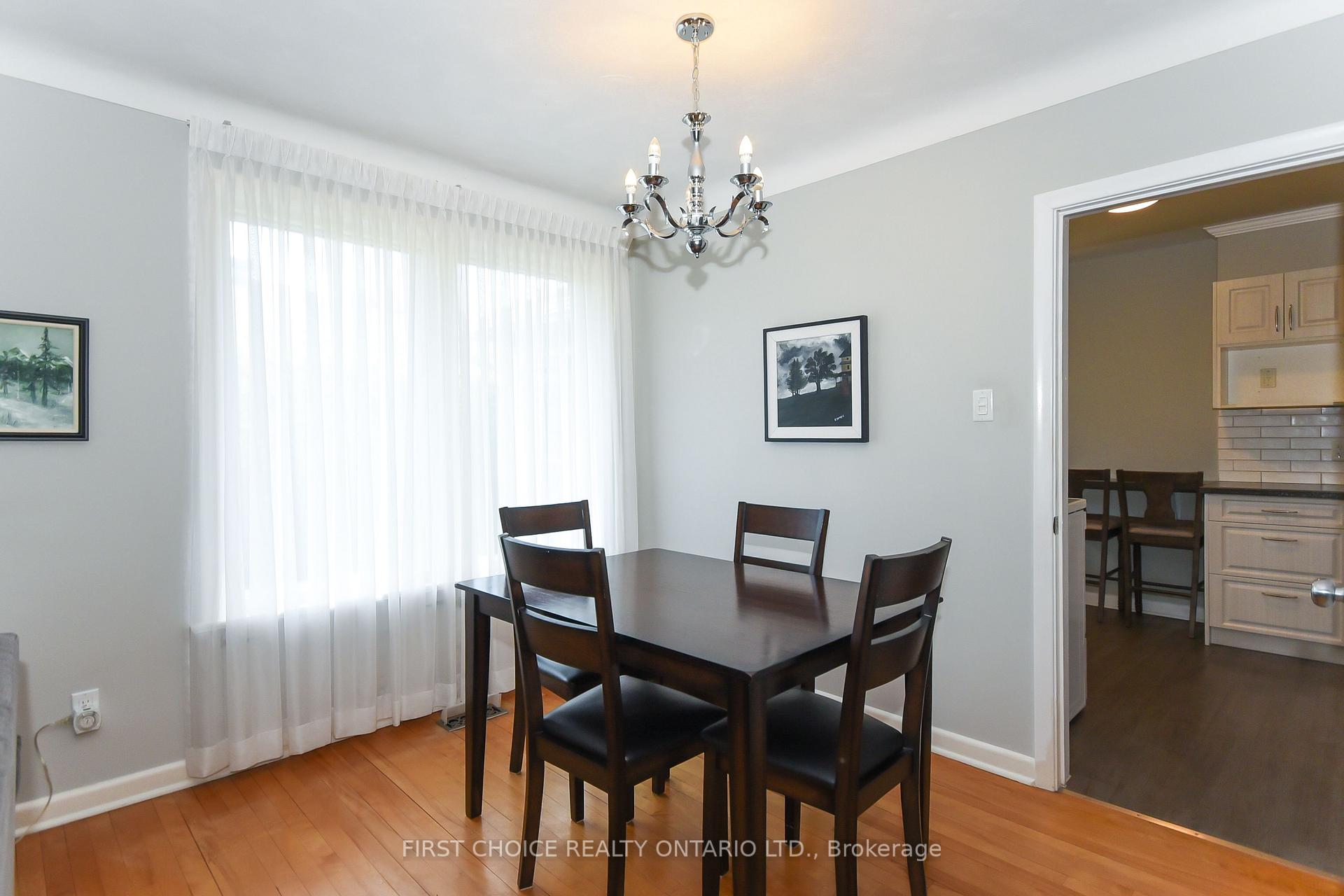 Photo 8 of 686 Weston Drive, Ottawa, Elmvale Acres — HOMEH