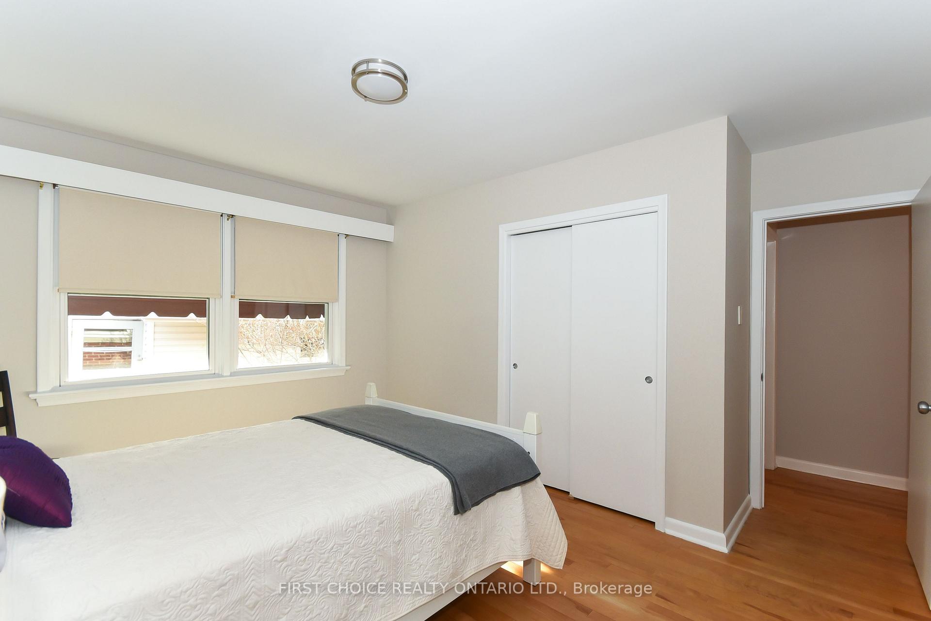 Photo 18 of 686 Weston Drive, Ottawa, Elmvale Acres — HOMEH
