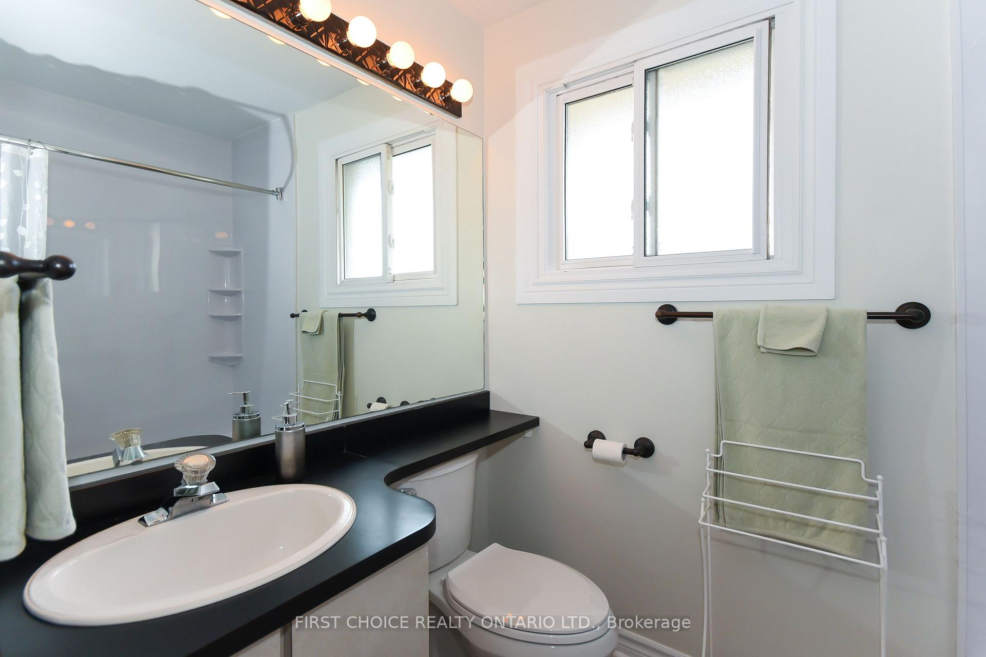 Photo 19 of 686 Weston Drive, Ottawa, Elmvale Acres — HOMEH