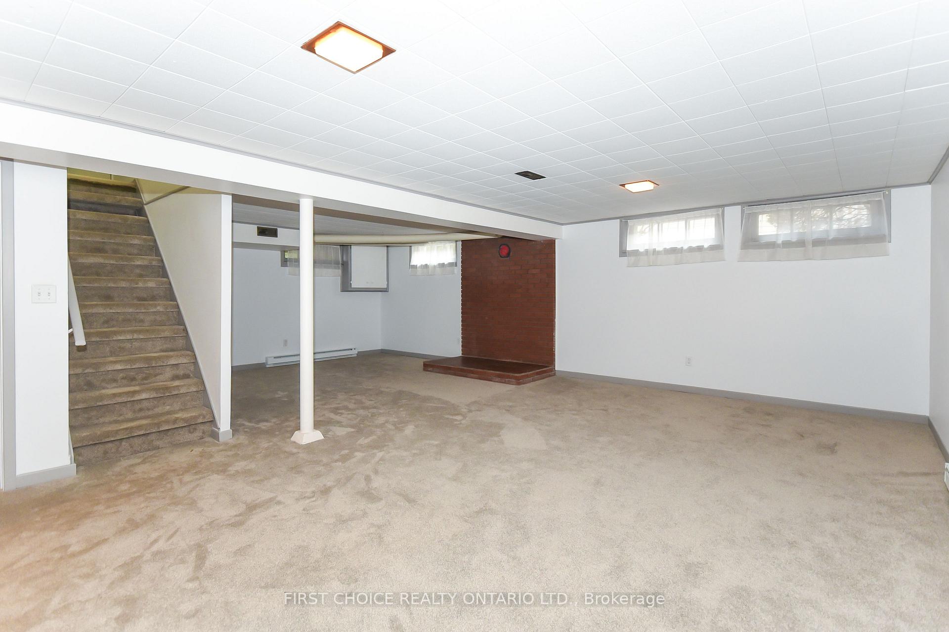 Photo 22 of 686 Weston Drive, Ottawa, Elmvale Acres — HOMEH