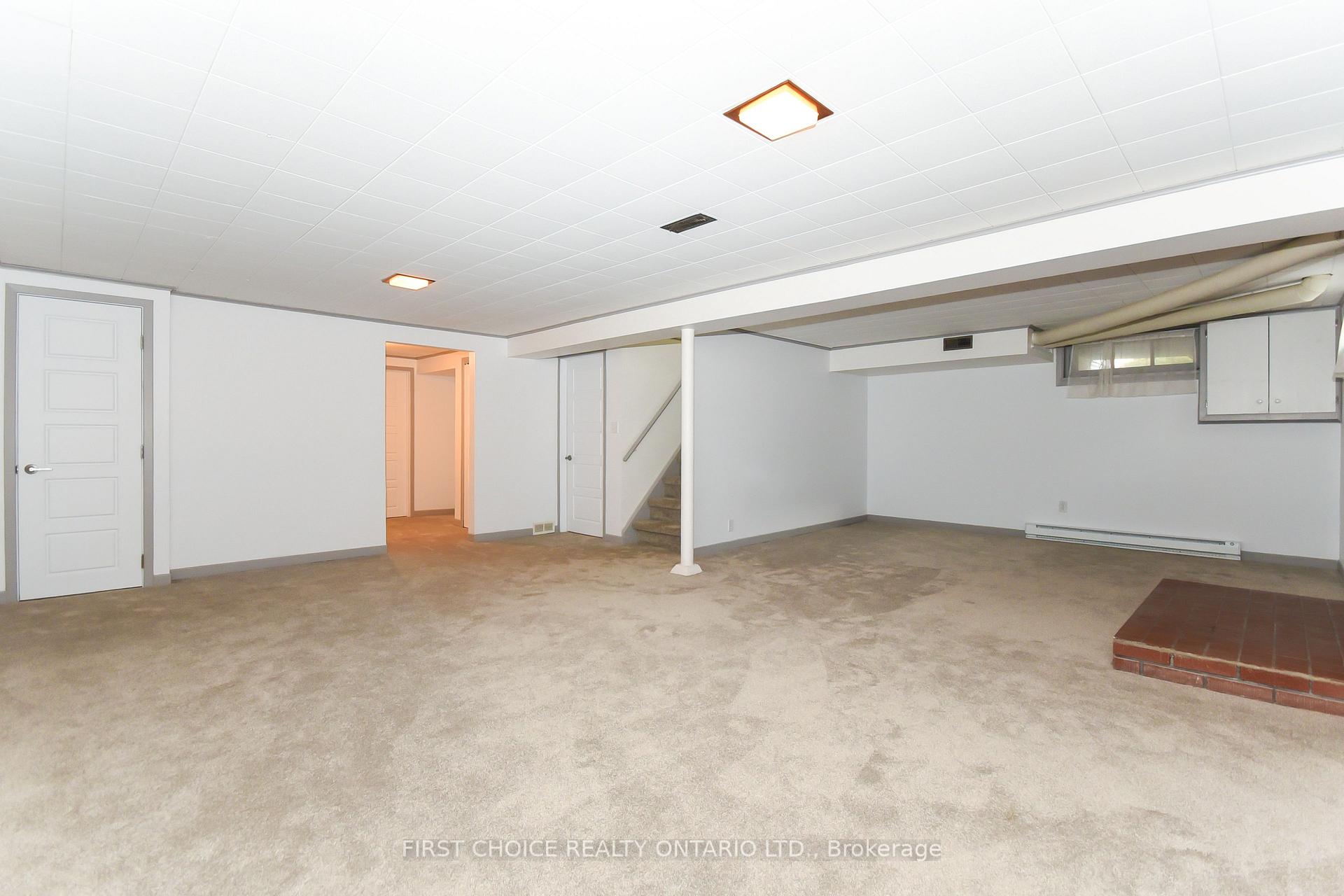 Photo 21 of 686 Weston Drive, Ottawa, Elmvale Acres — HOMEH