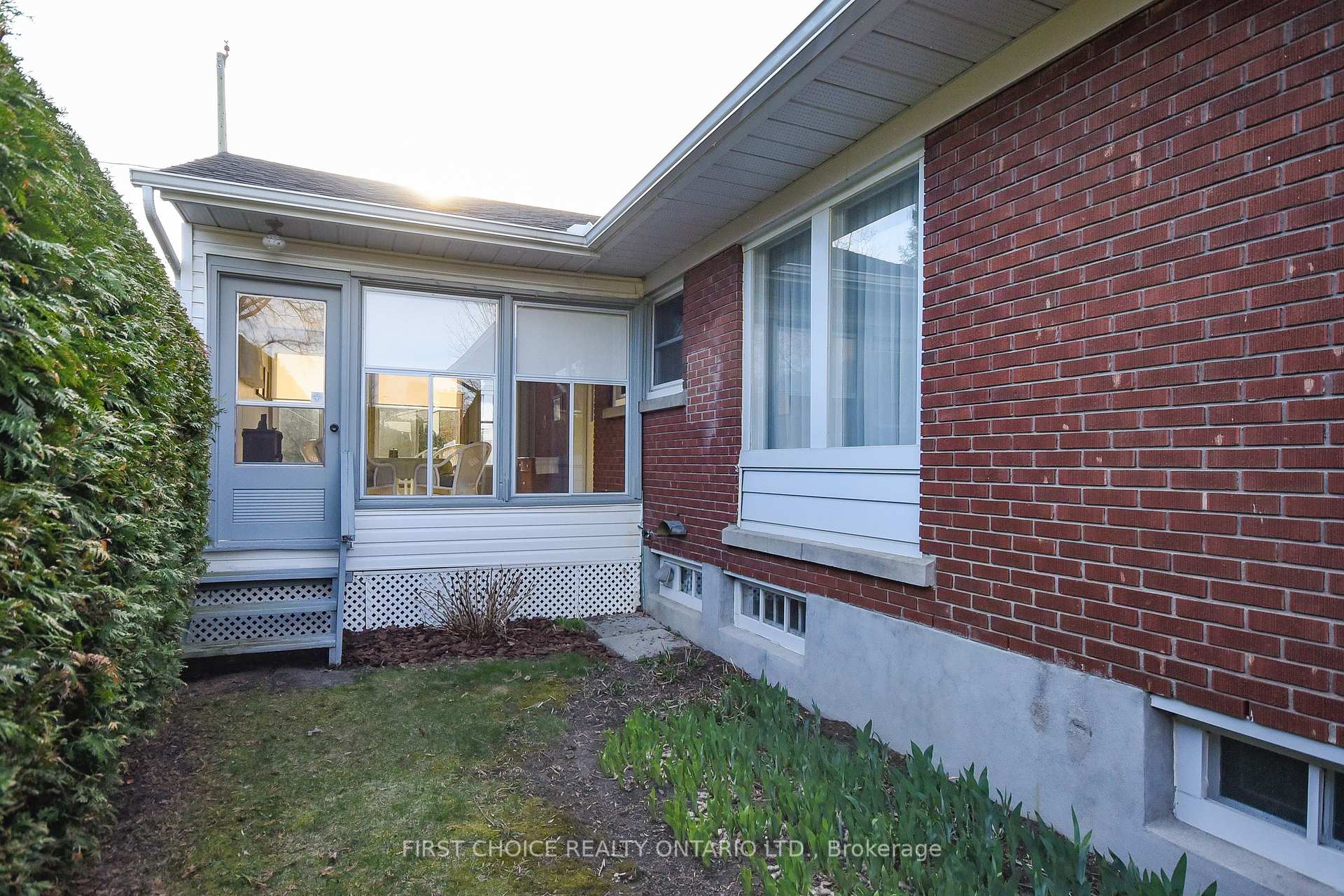 Photo 28 of 686 Weston Drive, Ottawa, Elmvale Acres — HOMEH