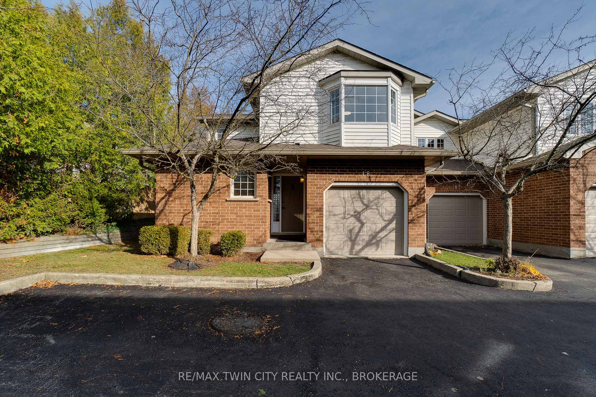 Photo 2 of Unit 18, 229 Baker Street, Waterloo — HOMEH