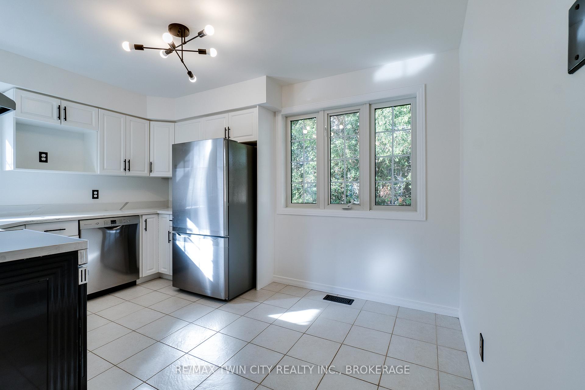 Photo 11 of Unit 18, 229 Baker Street, Waterloo — HOMEH