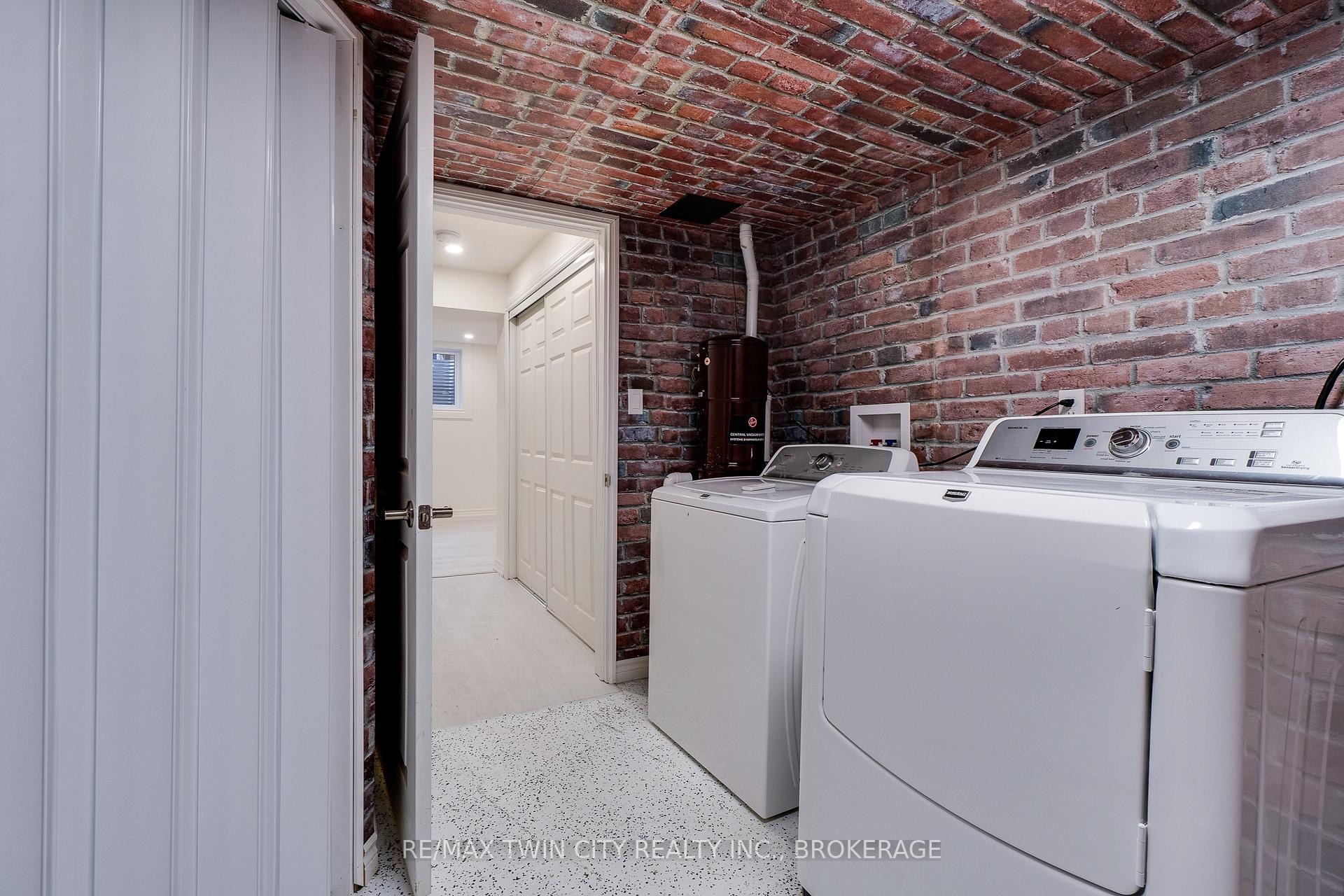 Photo 20 of Unit 18, 229 Baker Street, Waterloo — HOMEH