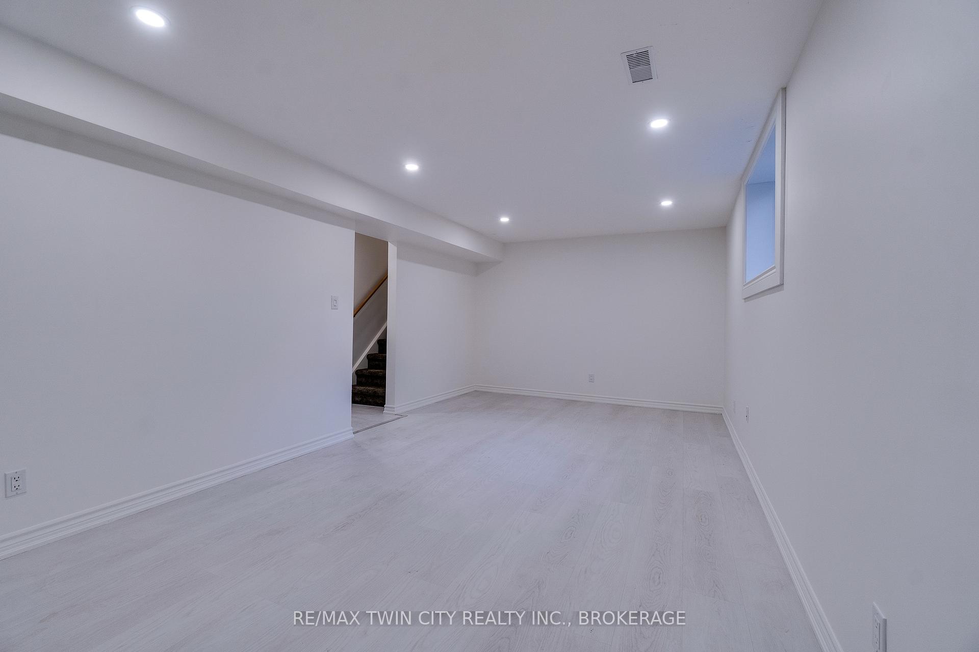 Photo 23 of Unit 18, 229 Baker Street, Waterloo — HOMEH