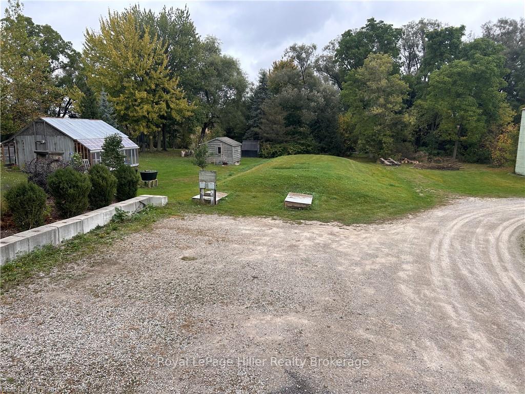 Photo 6 of Unit 5, 256 Huron Road Street, Perth South, Sebringville — HOMEH