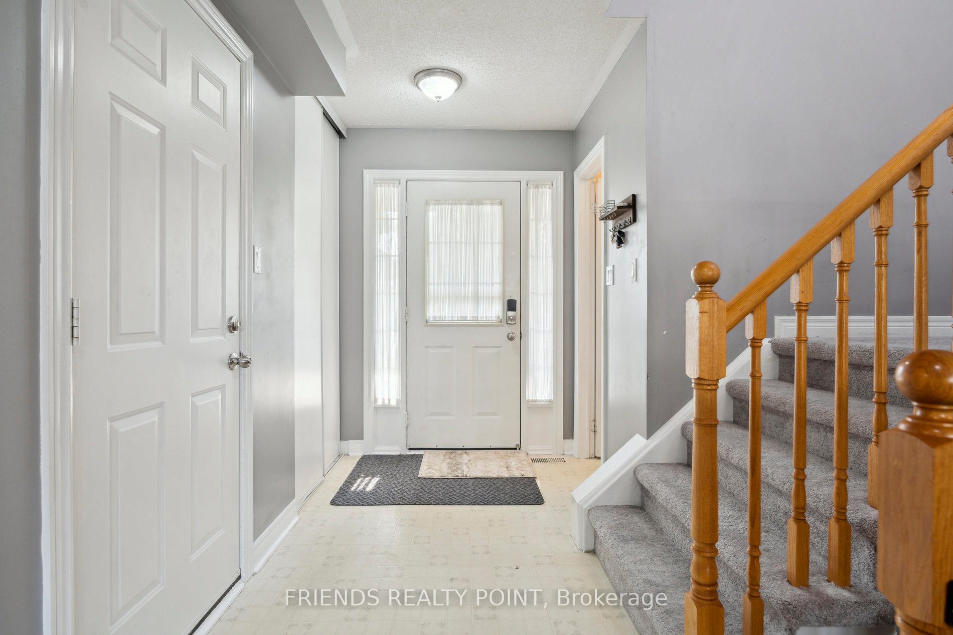 Photo 6 of 305 Esther Drive, Barrie, Painswick South — HOMEH