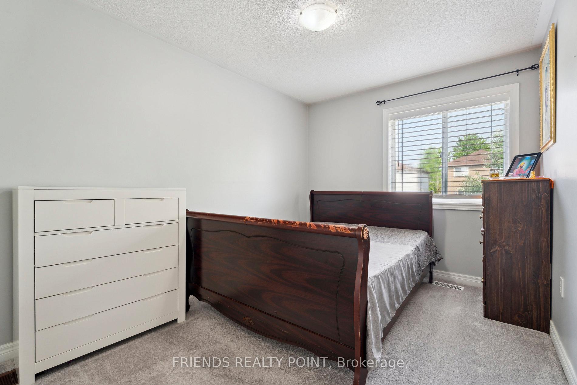 Photo 26 of 305 Esther Drive, Barrie, Painswick South — HOMEH