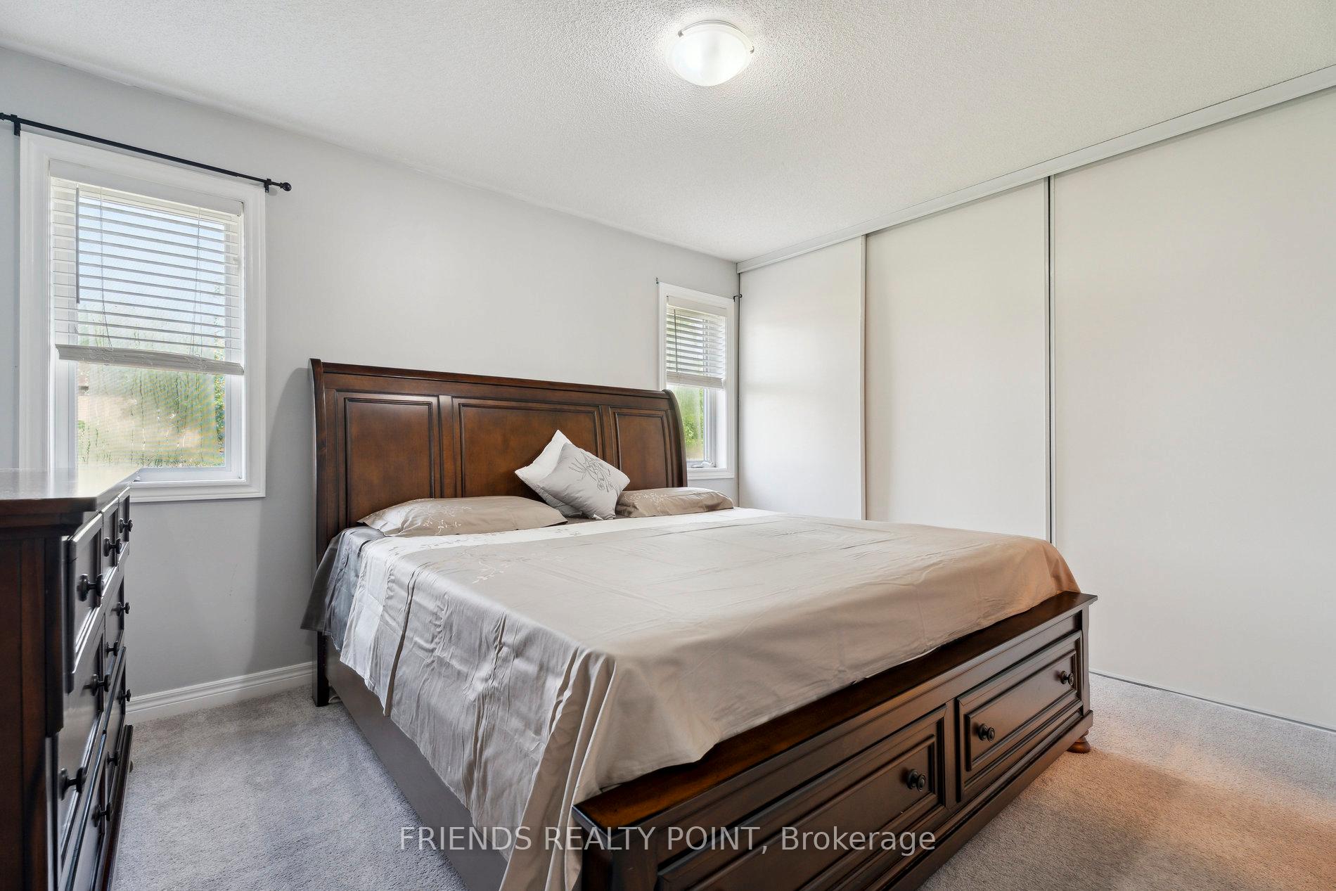 Photo 23 of 305 Esther Drive, Barrie, Painswick South — HOMEH
