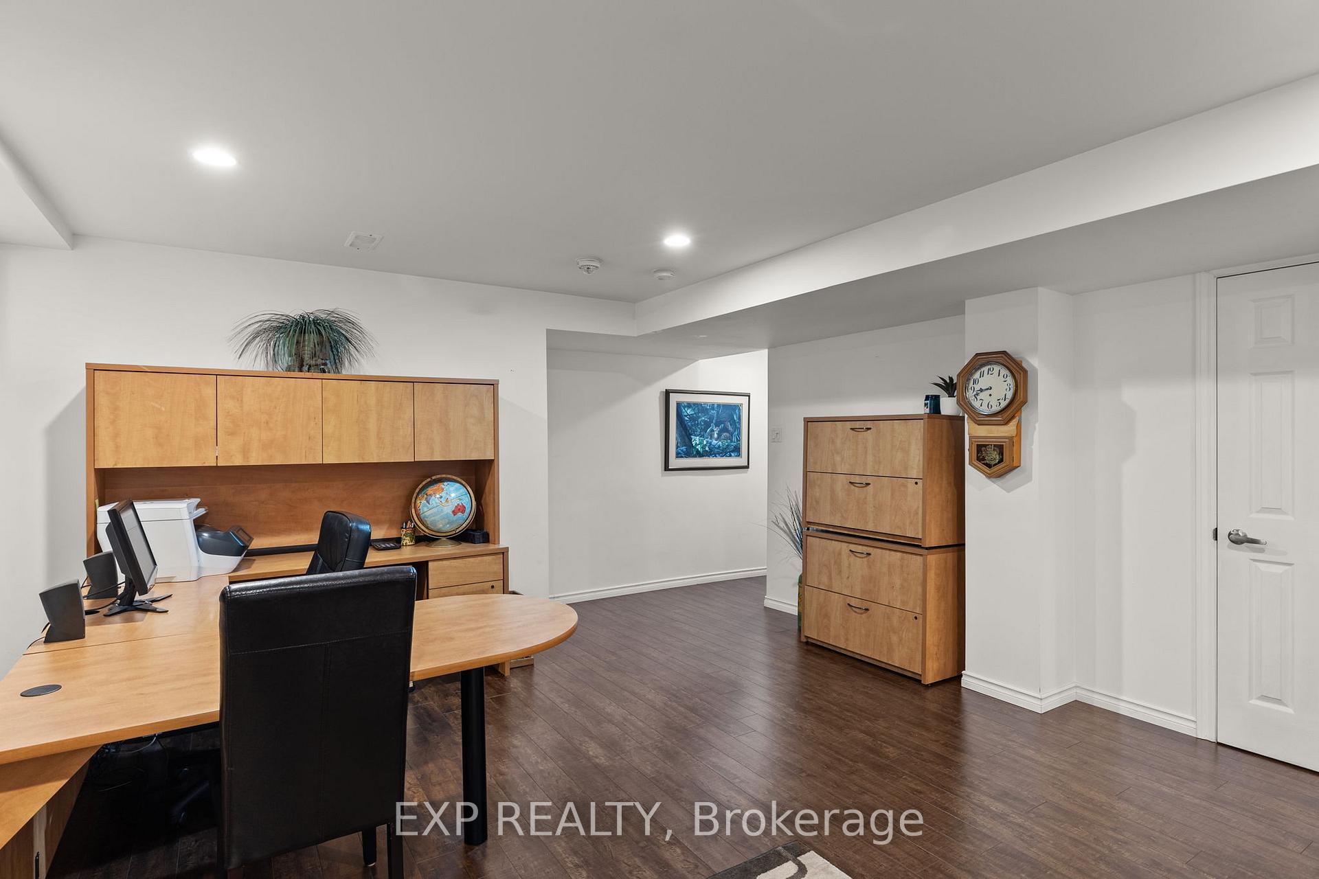Photo 16 of Unit 7, 318 Little Avenue, Barrie, Painswick North — HOMEH