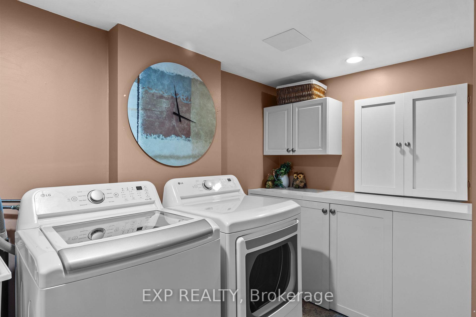 Photo 20 of Unit 7, 318 Little Avenue, Barrie, Painswick North — HOMEH