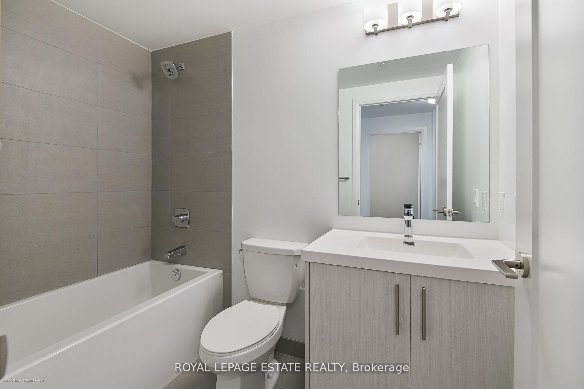 Photo 3 of Unit 2206, 286 Main Street, Toronto, East End-Danforth — HOMEH