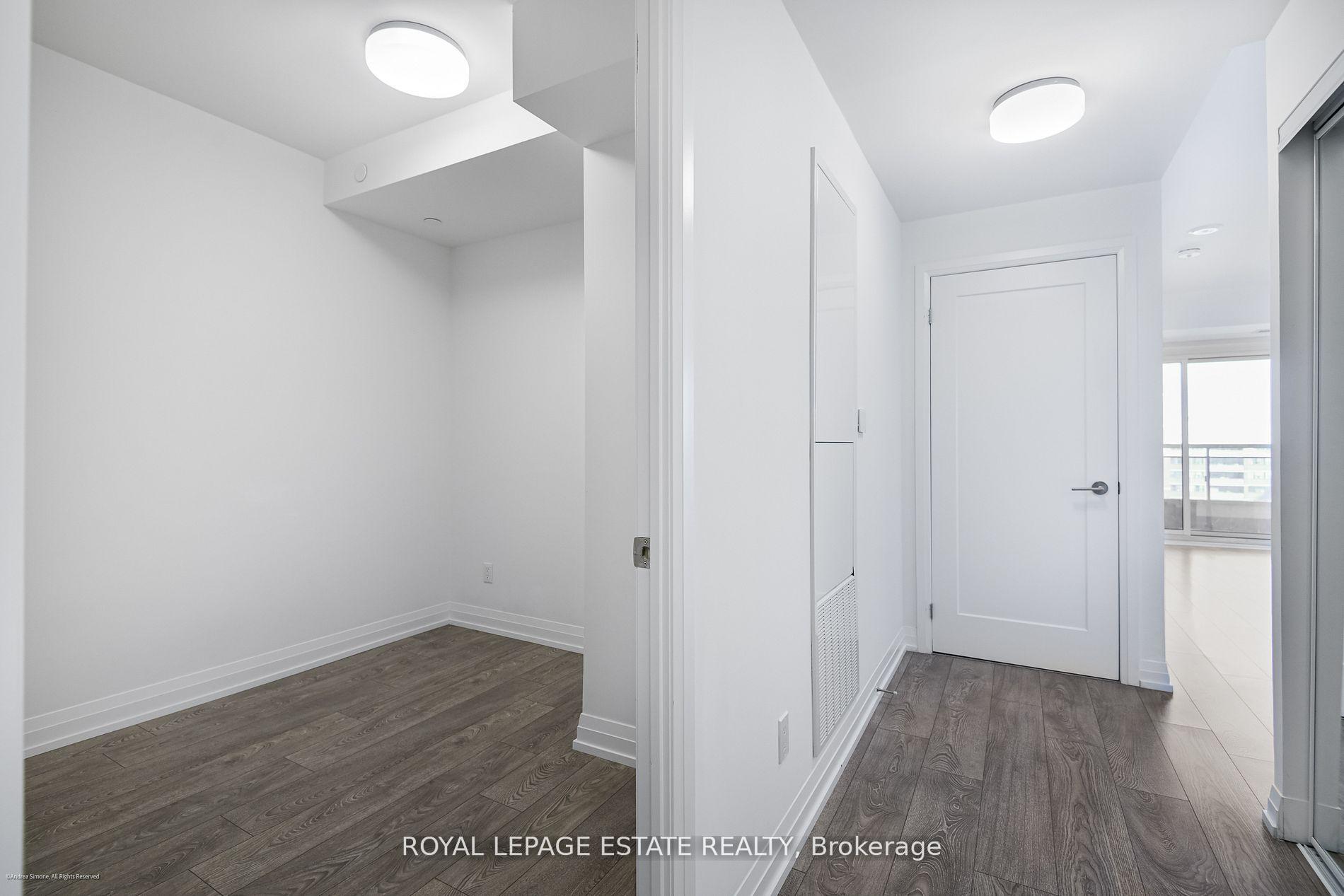 Photo 4 of Unit 2206, 286 Main Street, Toronto, East End-Danforth — HOMEH