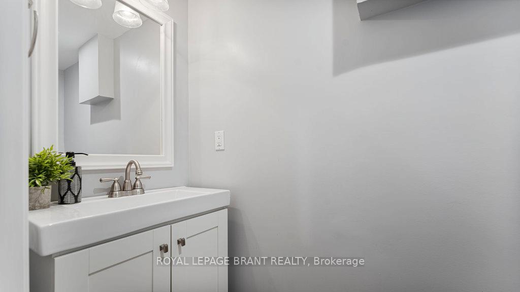 Photo 16 of Unit 5, 7 Southside Place, Hamilton, Mountview — HOMEH