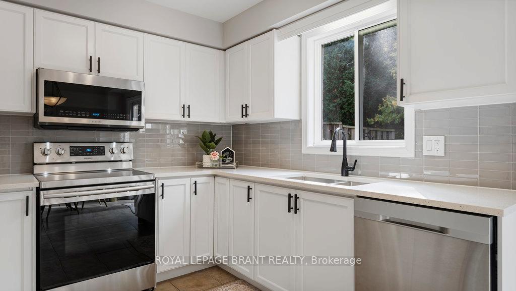 Photo 44 of Unit 5, 7 Southside Place, Hamilton, Mountview — HOMEH