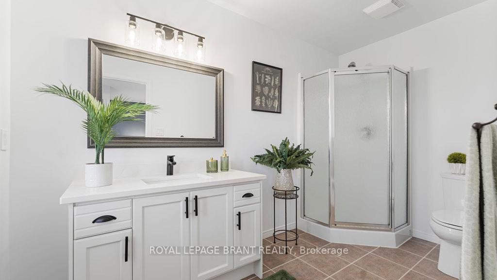 Photo 53 of Unit 5, 7 Southside Place, Hamilton, Mountview — HOMEH