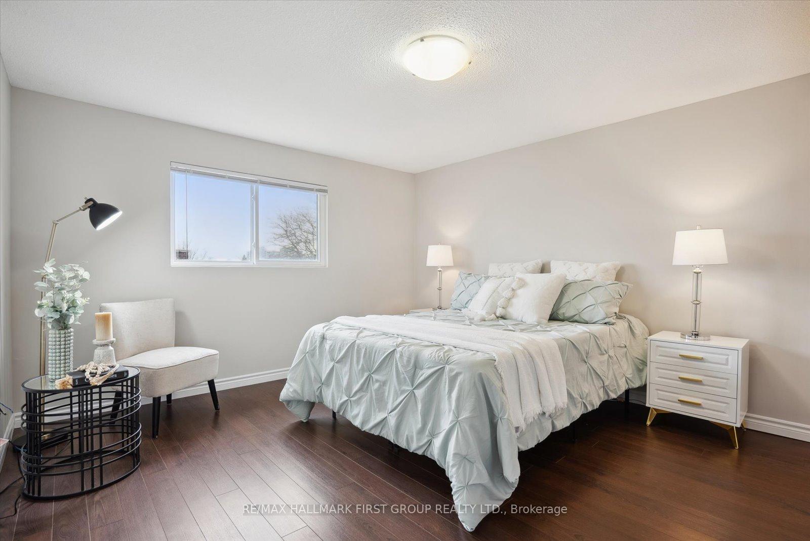 Photo 14 of 29 Tompkins Lane, Ajax, South East — HOMEH