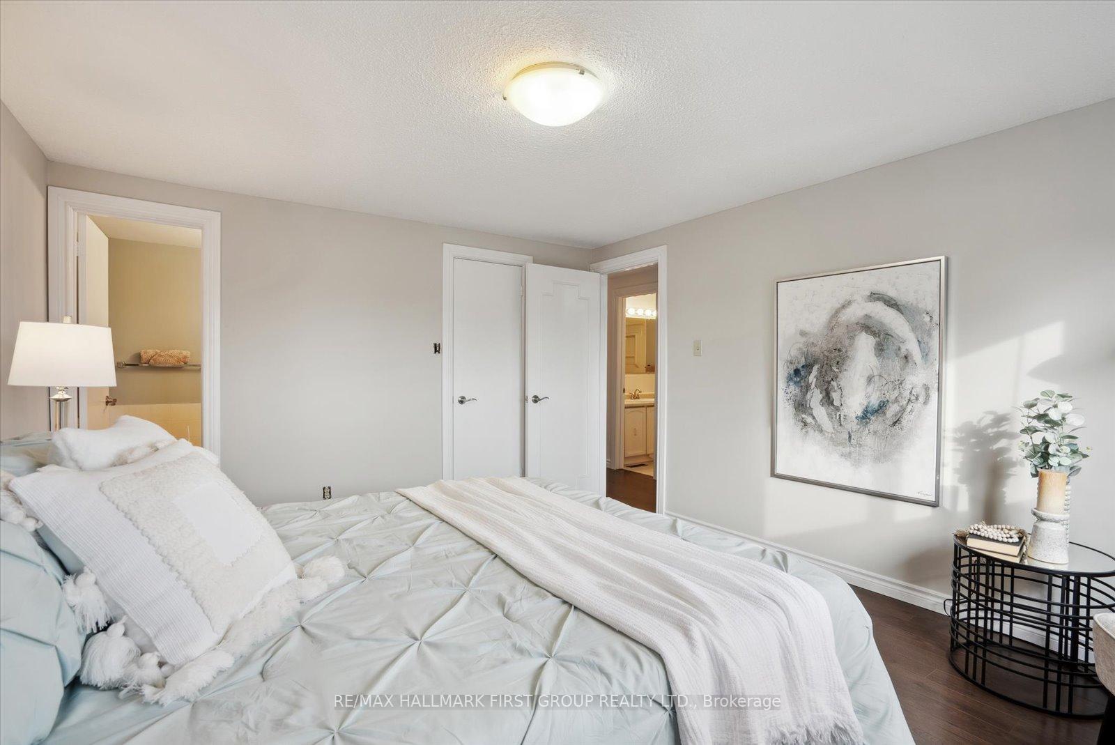 Photo 15 of 29 Tompkins Lane, Ajax, South East — HOMEH