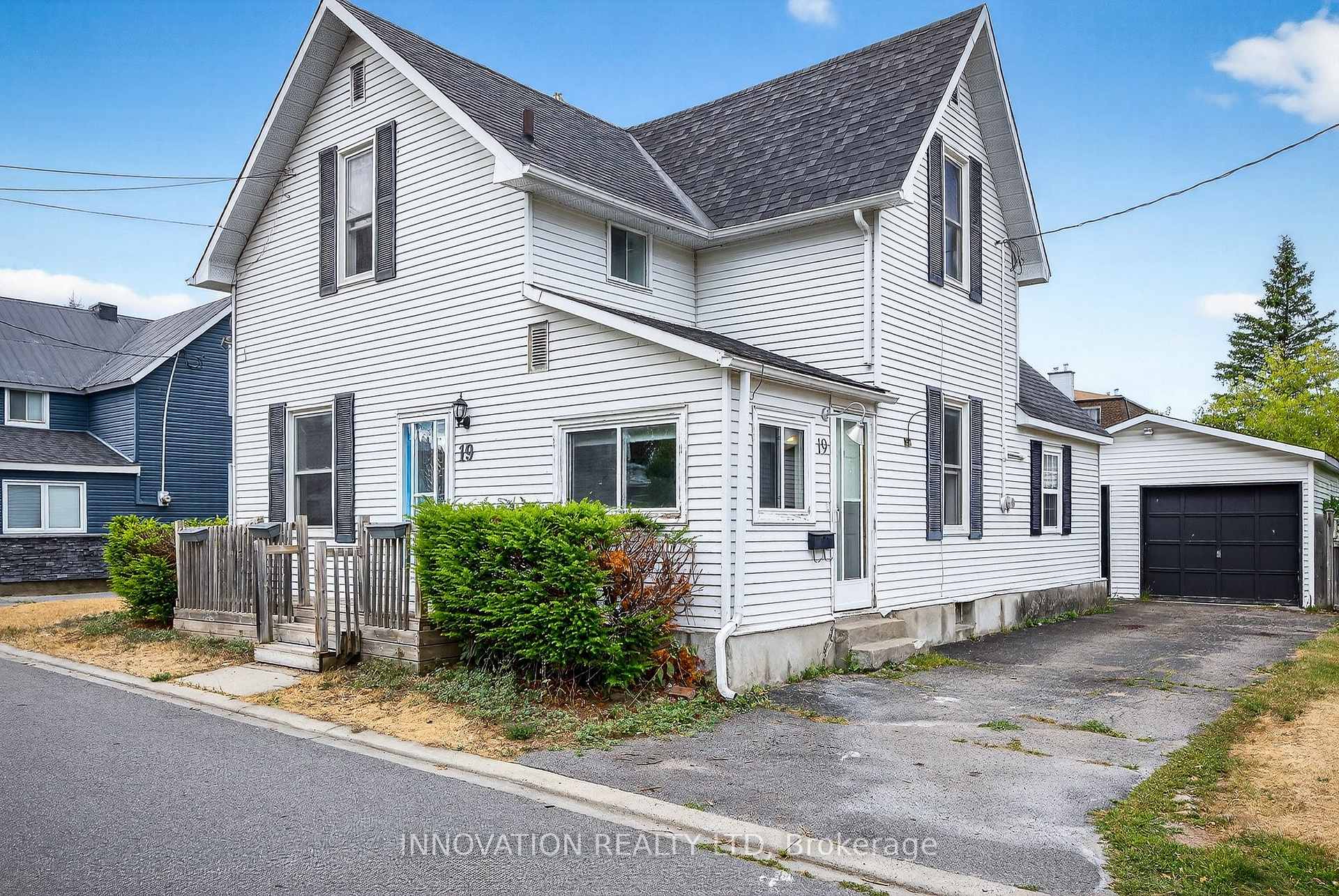 Photo 3 of 19 Herriott Street, Carleton Place — HOMEH