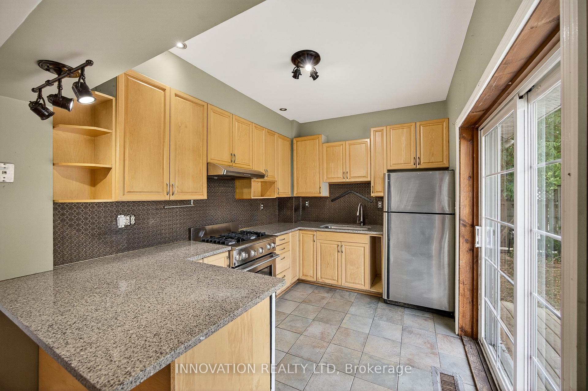 Photo 5 of 19 Herriott Street, Carleton Place — HOMEH
