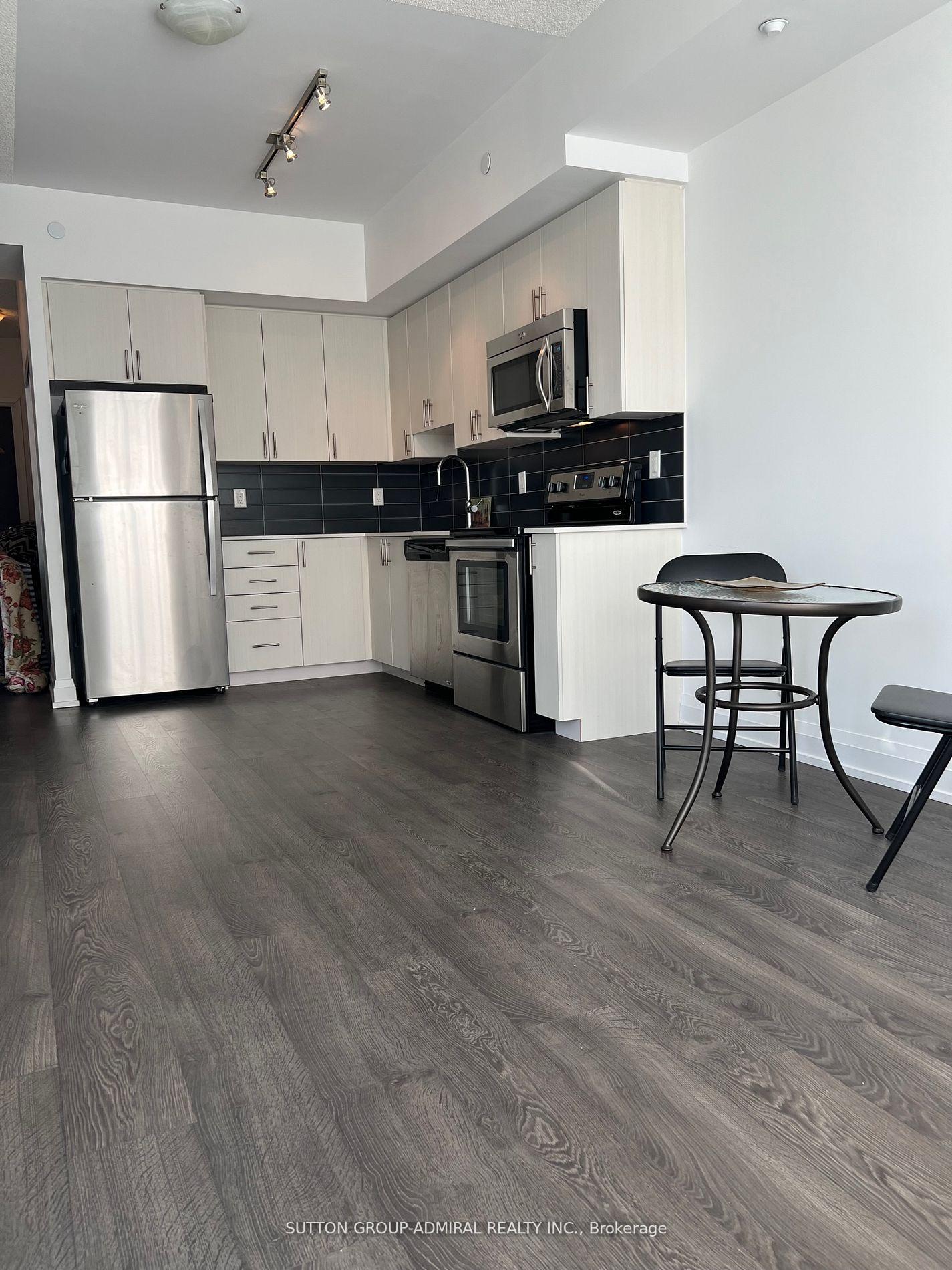Photo 4 of Unit 319, 7900 Bathurst Street, Vaughan, Beverley Glen — HOMEH
