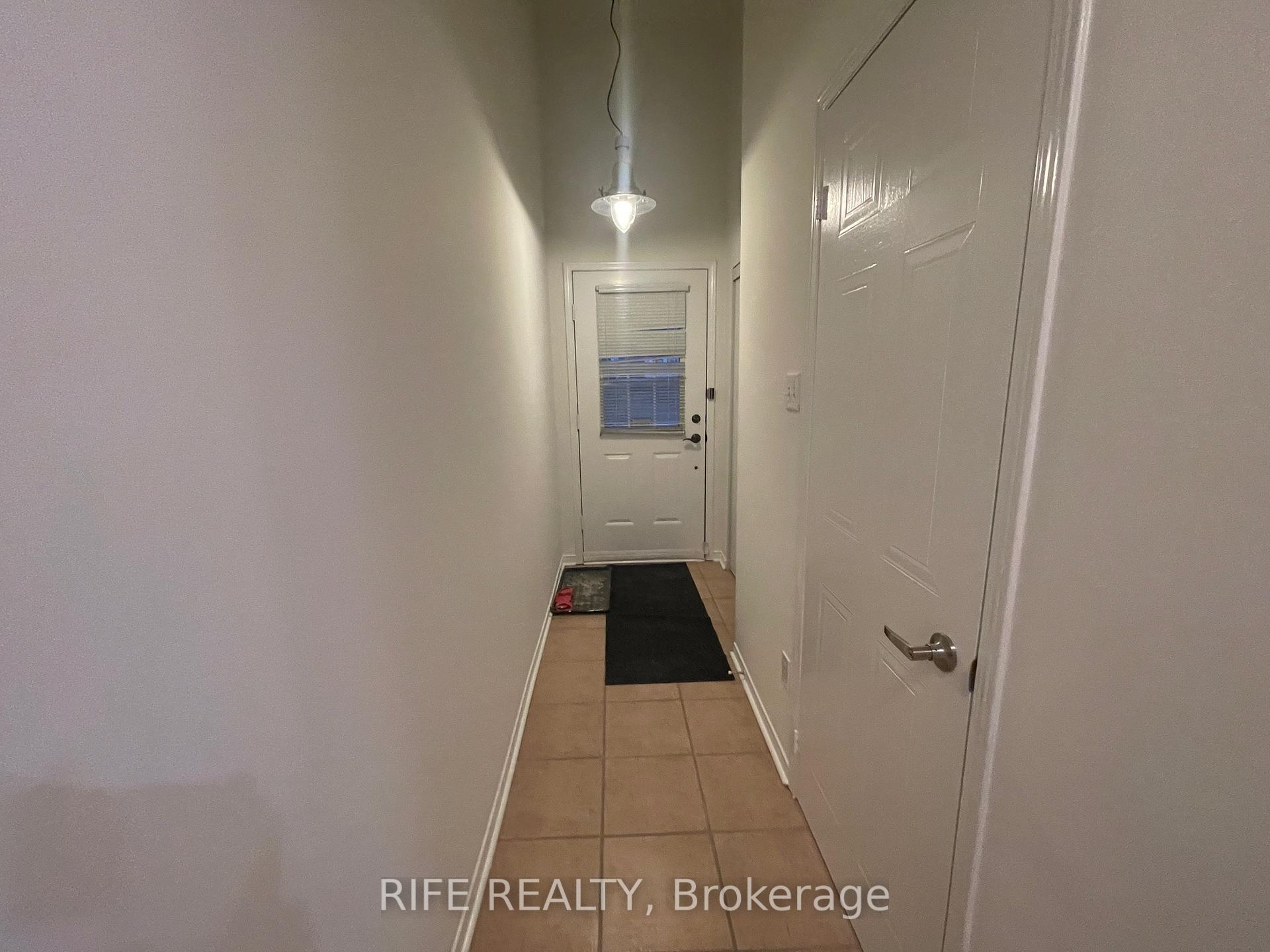 Photo 2 of 68 Rougehaven Way, Markham, Vinegar Hill — HOMEH