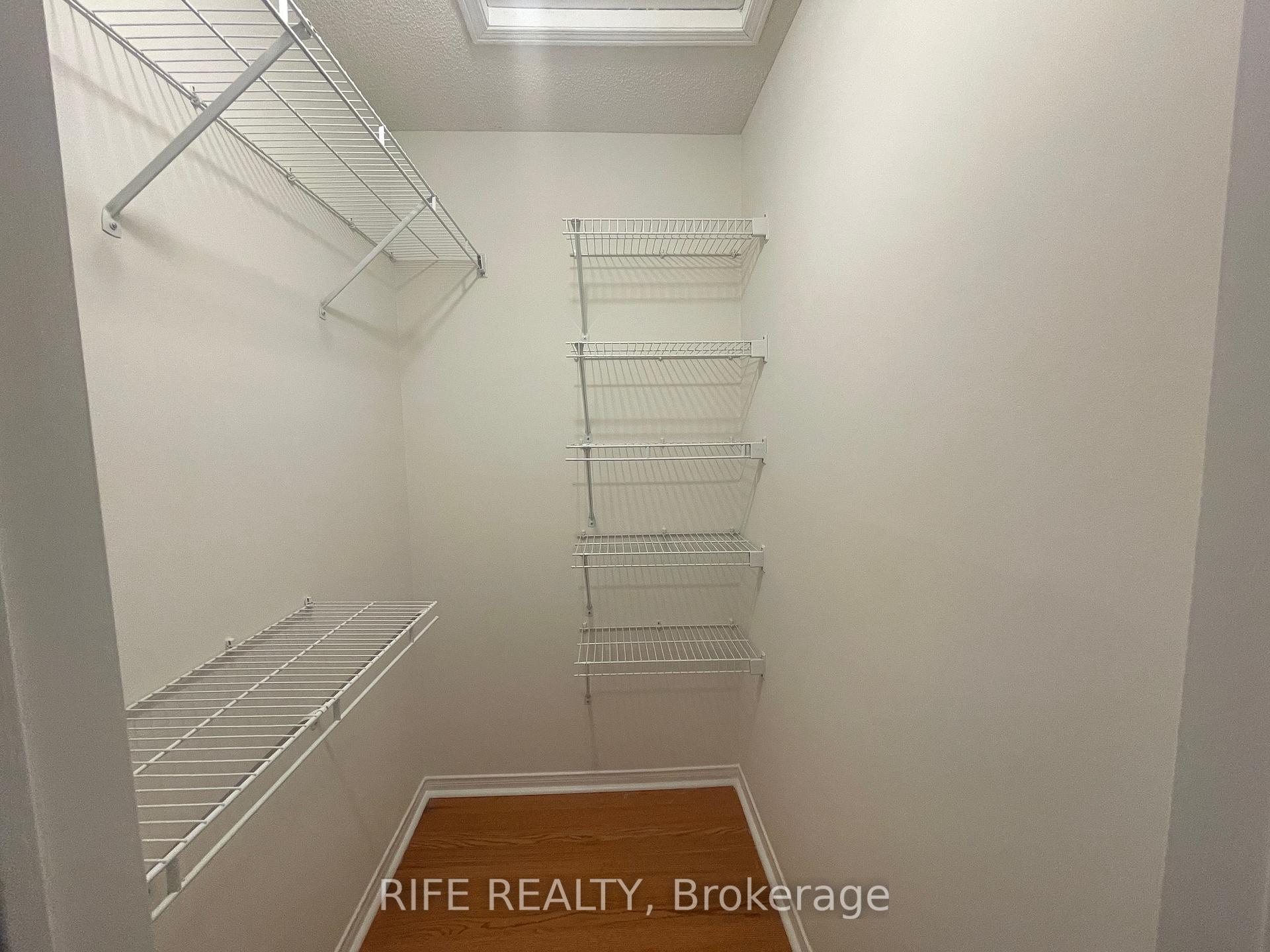 Photo 14 of 68 Rougehaven Way, Markham, Vinegar Hill — HOMEH