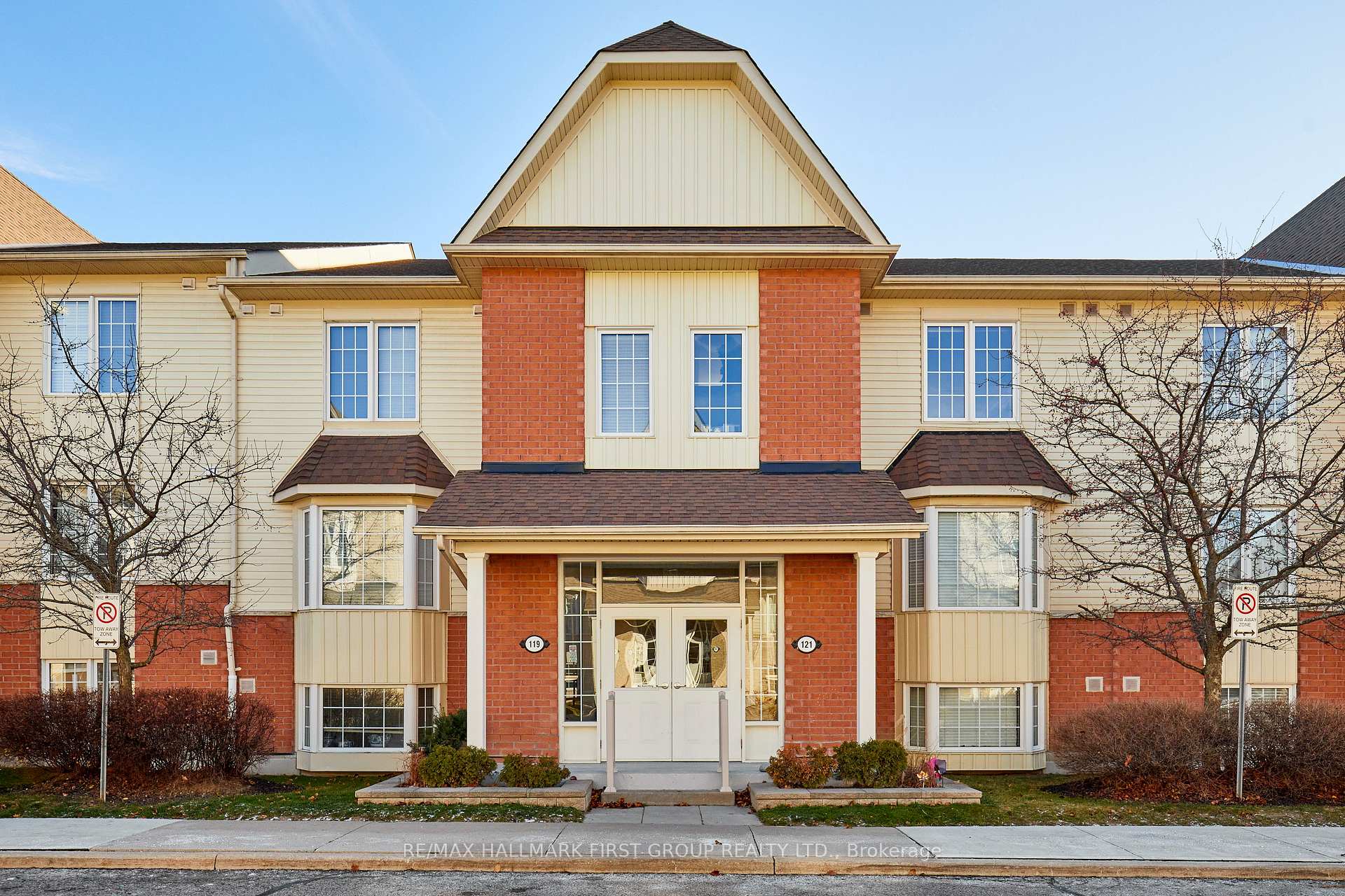 Photo 1 of Unit 3, 119 Petra Way, Whitby, Pringle Creek — HOMEH
