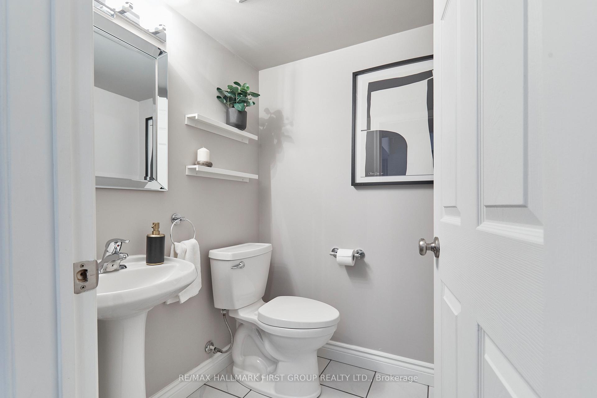 Photo 26 of Unit 3, 119 Petra Way, Whitby, Pringle Creek — HOMEH