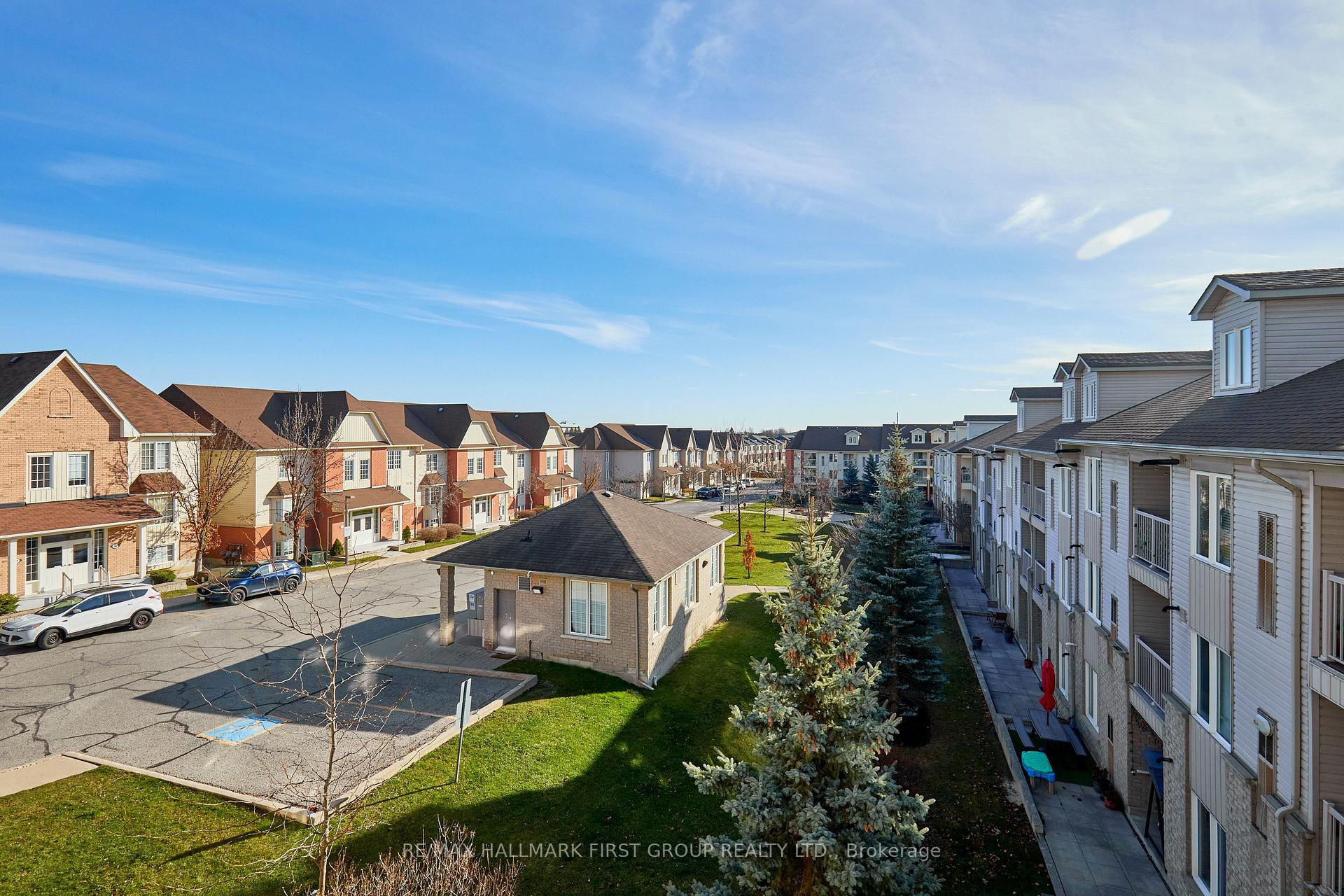 Photo 35 of Unit 3, 119 Petra Way, Whitby, Pringle Creek — HOMEH