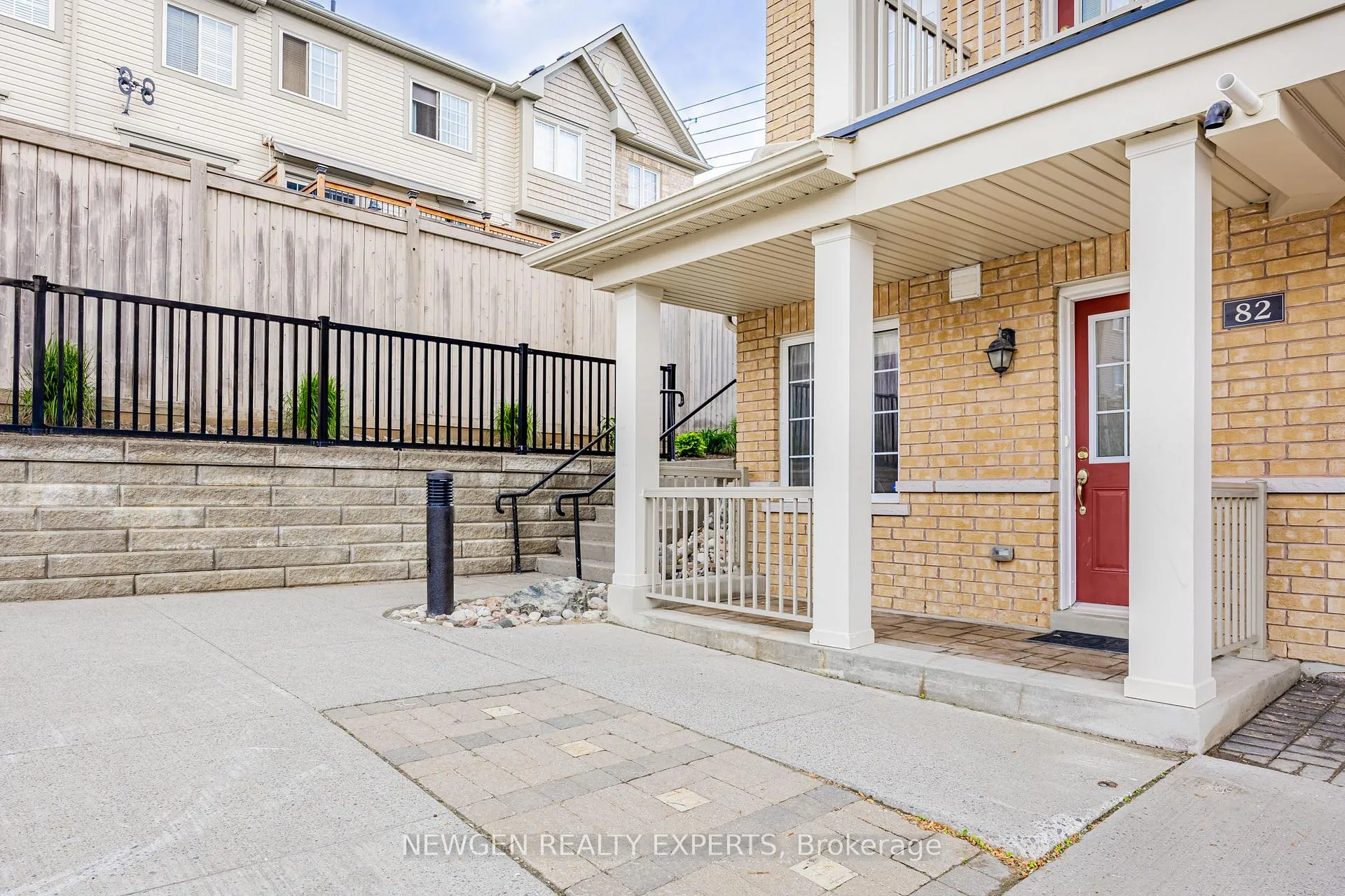 Photo 3 of 82 Abela Lane, Ajax, Central — HOMEH