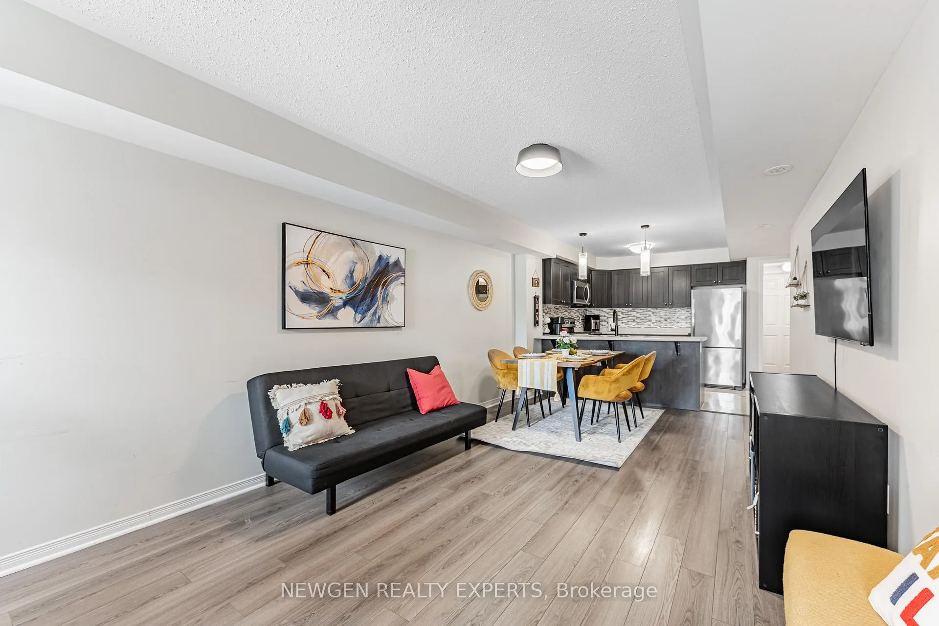Photo 9 of 82 Abela Lane, Ajax, Central — HOMEH